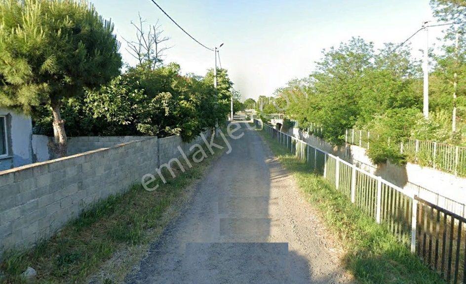 Saray Yuvalı’da 712 M² | 0,75 Emsalli | 3 Kat İmarlı | Üzerinde Ev Olan Satılık Arsa - Görsel 3