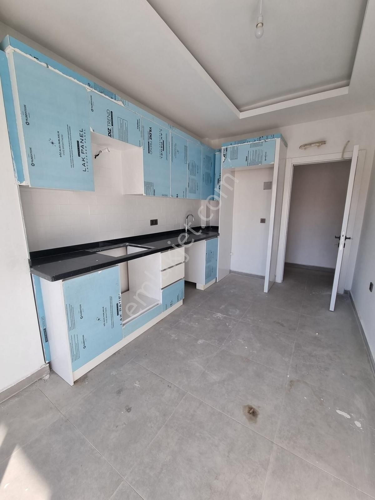 Alanya Merkez İkamete Uygun 2+1 Satılık Havuzlu Sıfır Daire - Görsel 8