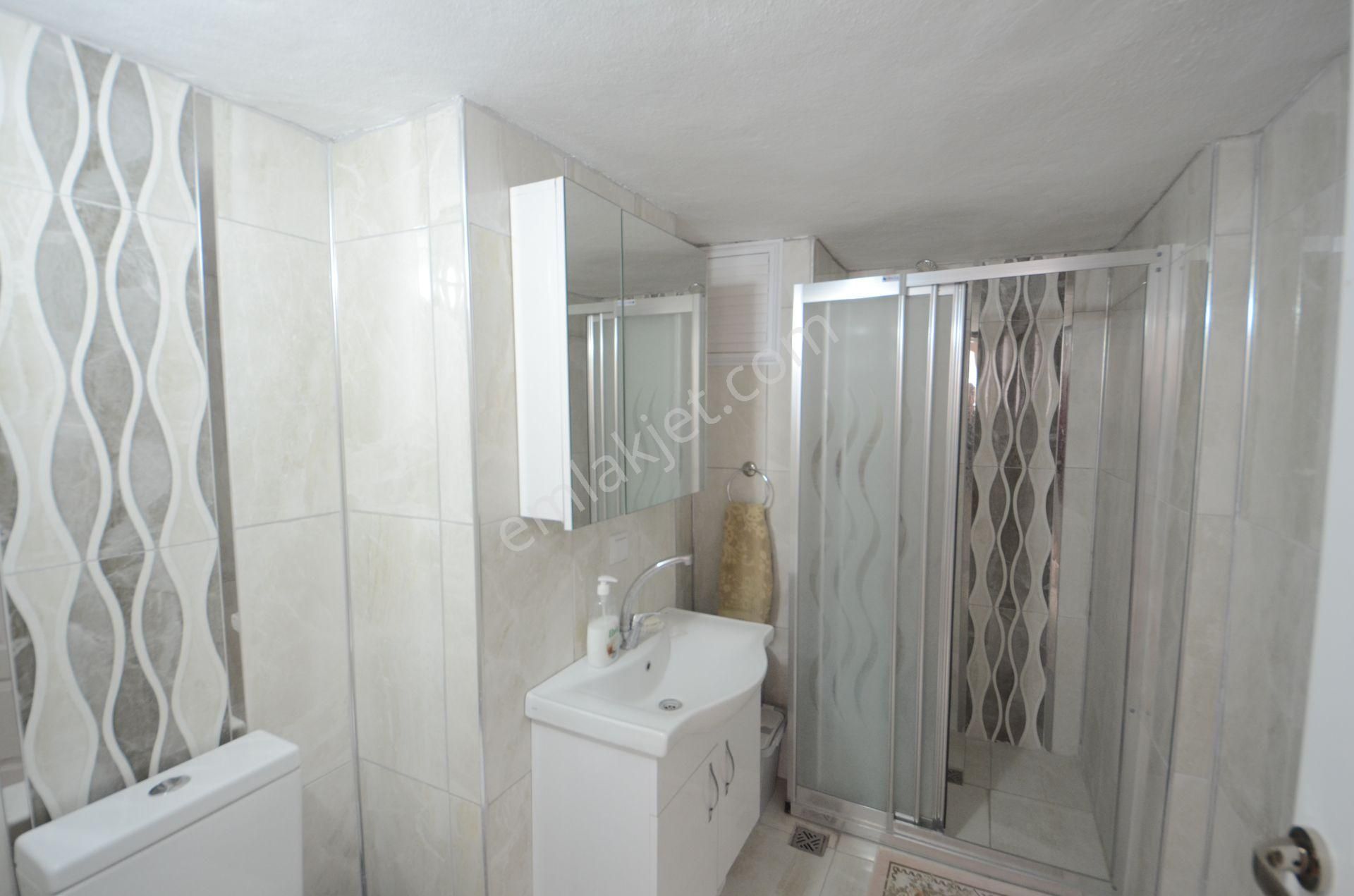 Memurevleri Mah Güllük Cad.ne 30 Mt Eşyaları Yeni Kiralık Daire - Görsel 11