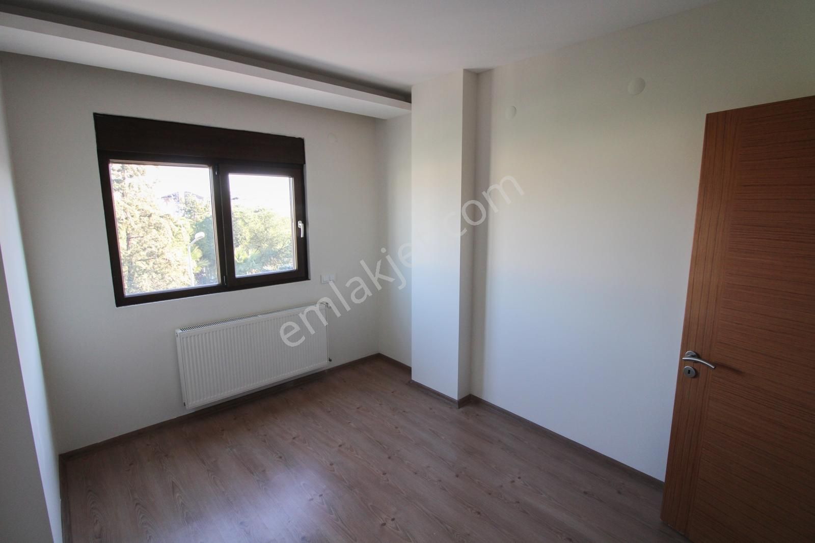 Gülyaka Mahallesi'nde Kiralık 3+1 Lüx Daire Turyap'tan - Görsel 29