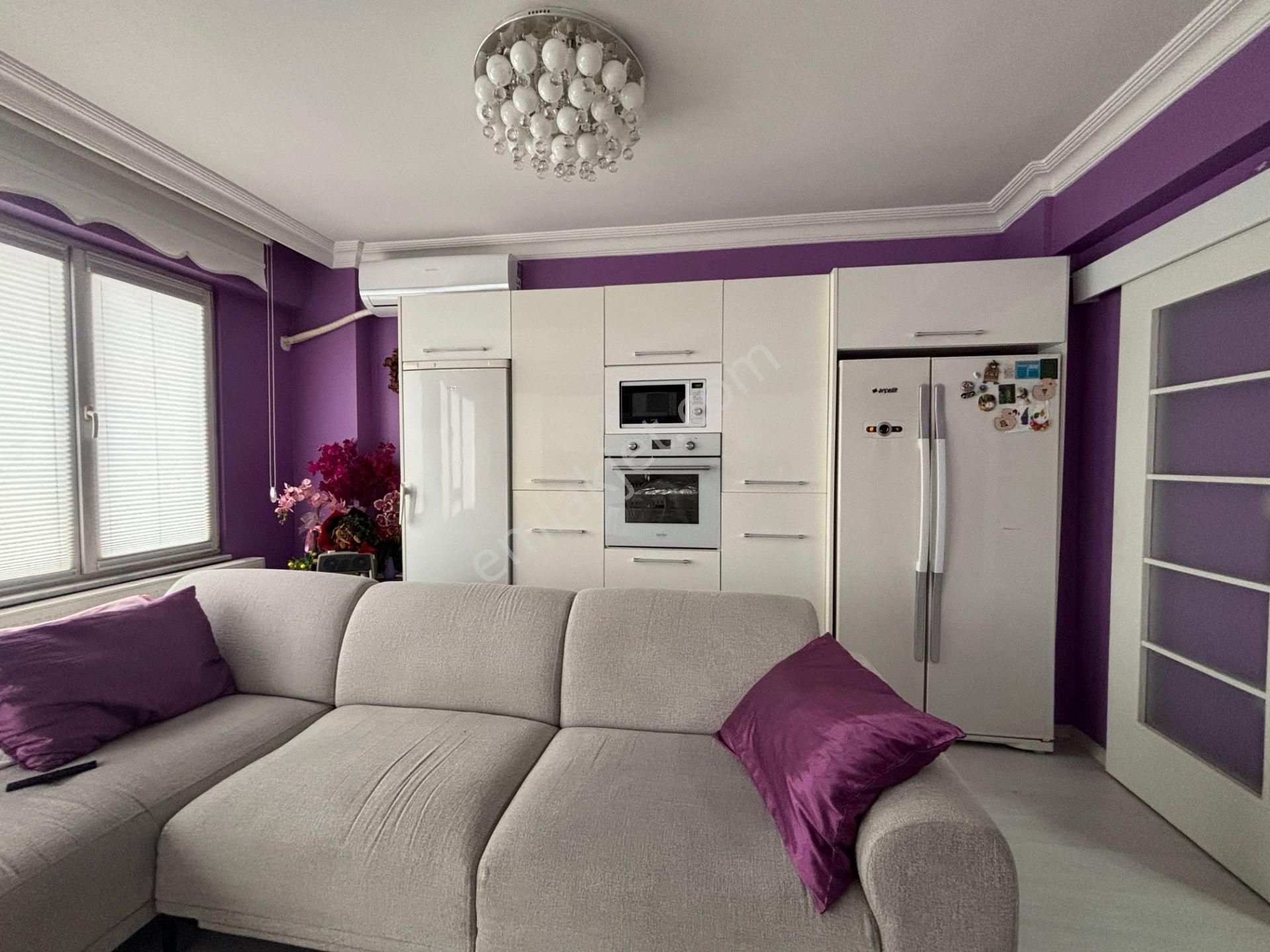 Cedidiye Mahallesi'nde 4+1 220 M2 Satılık Dubleks Daire - Görsel 15