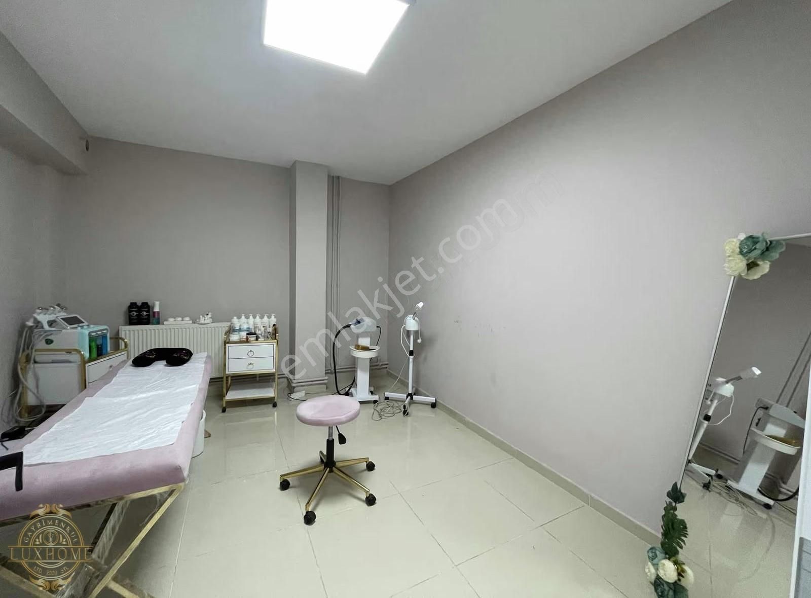 Beyoğlun Hasköy'de Franchıse Devren Kiralık Güzellik Merkezi - Görsel 11