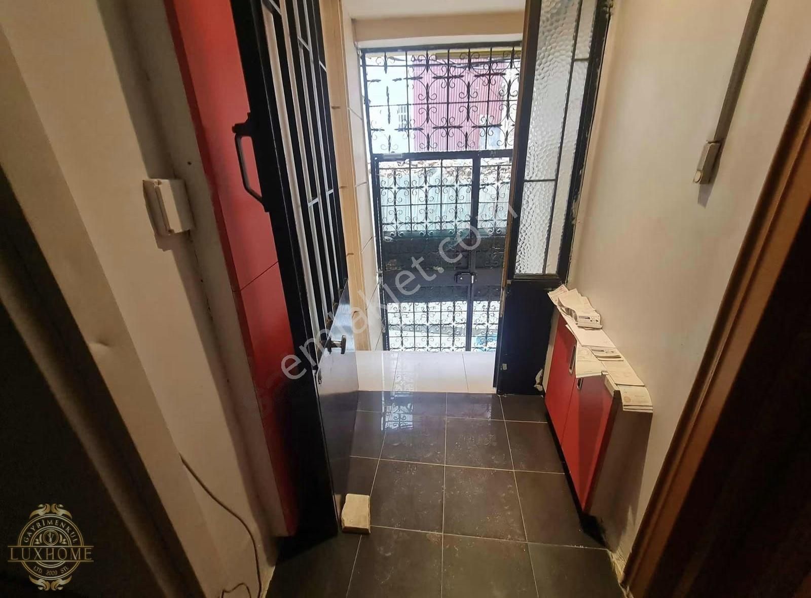 Bomontide Sıracevizler Caddesinde Full Eşyalı Çatı Katı - Görsel 3