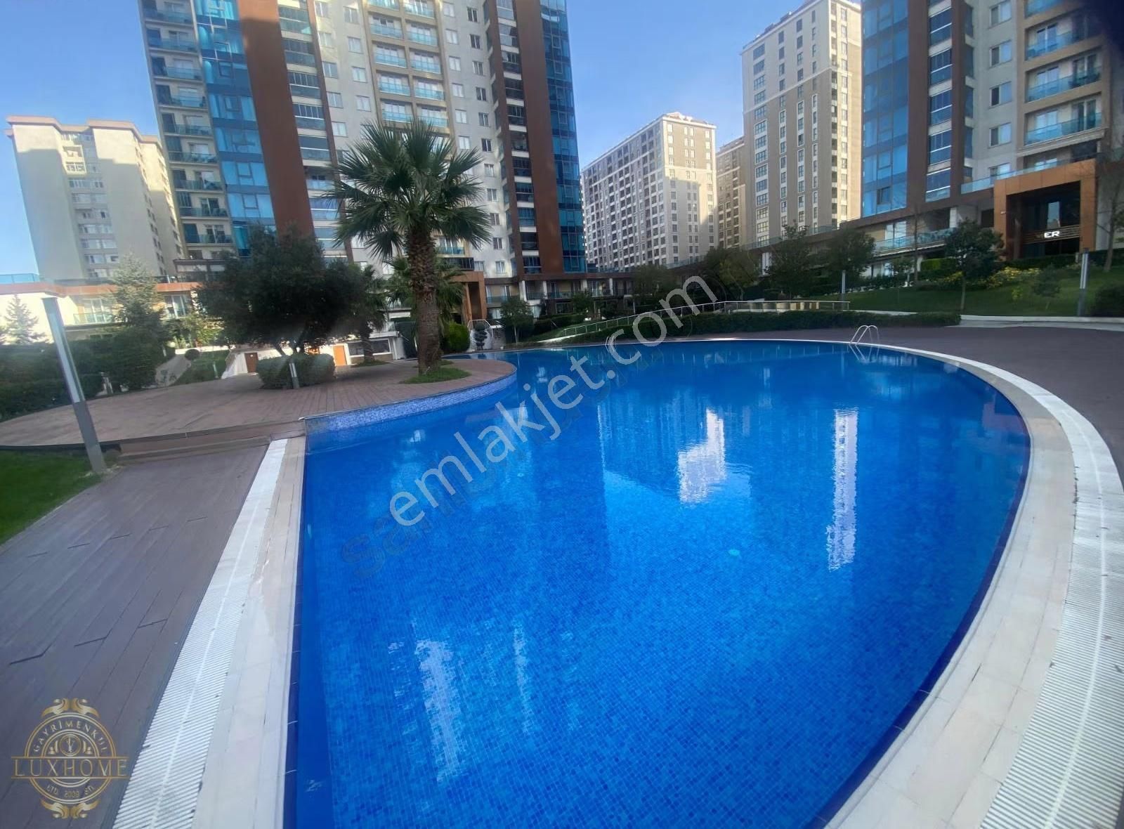 Demirromance Sitesinde Bakımlı Mükemmel 115 M2 Kiralık 2+1 Daire