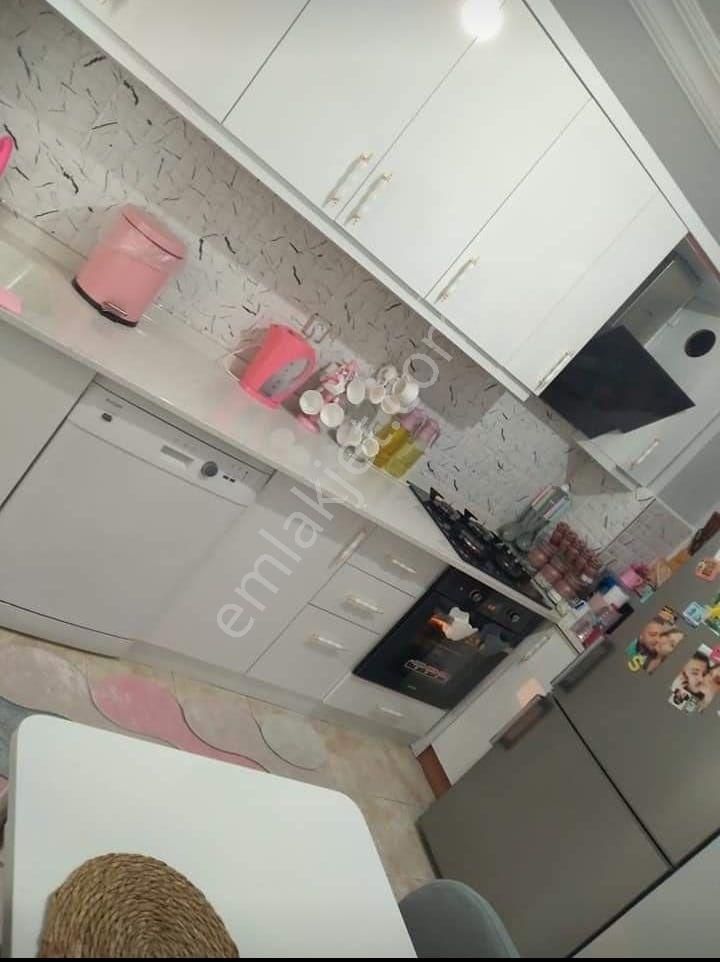 Tramvaya 1 Dk. Mesafede İçi Yapılı Katta Fırsat Daire - Görsel 3