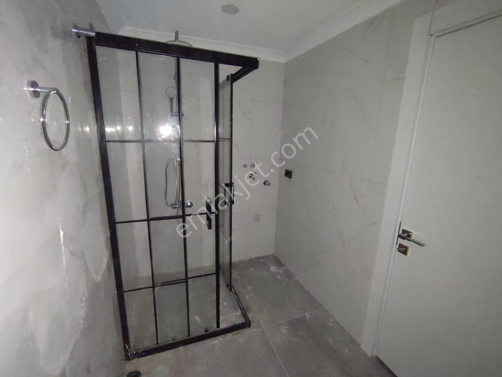 Efeler Mahallesinde 1+1 Asansörlü Sıfır Daire - Görsel 10