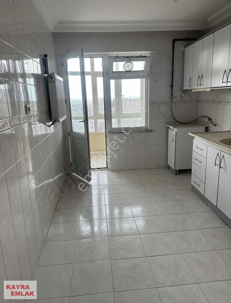 Muhittin Mahallesi Migros Karşısı Geniş Arakat Daire - Görsel 23