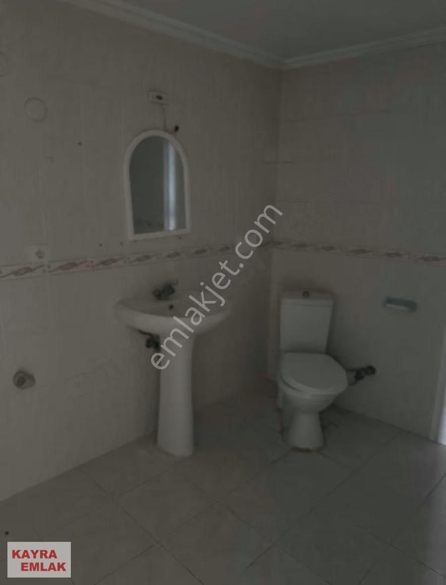 Muhittin Mahallesi Migros Karşısı Geniş Arakat Daire - Görsel 31