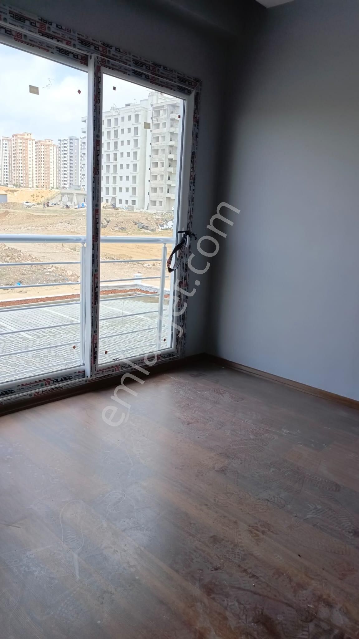 Sarıçam Gültepe De İskanlı Hasarsız 1+1 Satılık Fırsat Dairesi... - Görsel 2