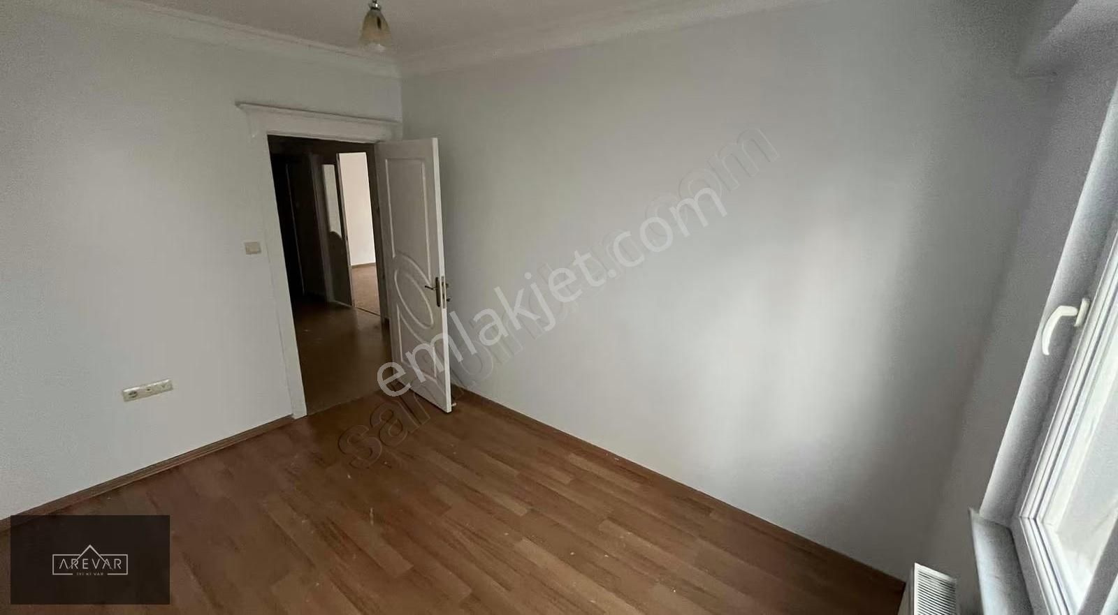 Yedi Tepede 3+1 Göbek Kat Asansörlü Merkezi Konum Satıkık Daire - Görsel 34