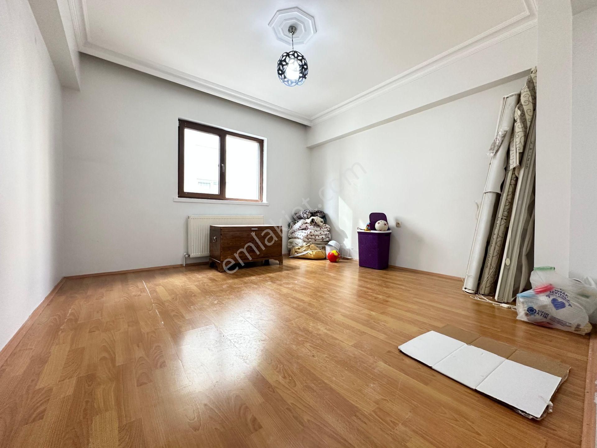 Pursaklar Mehmet Zengin Emlak'tan Hiçret Cami Yakını Çift Banyolu 1.kat 4+1 Yapılı Masrafsız Daire - Görsel 20