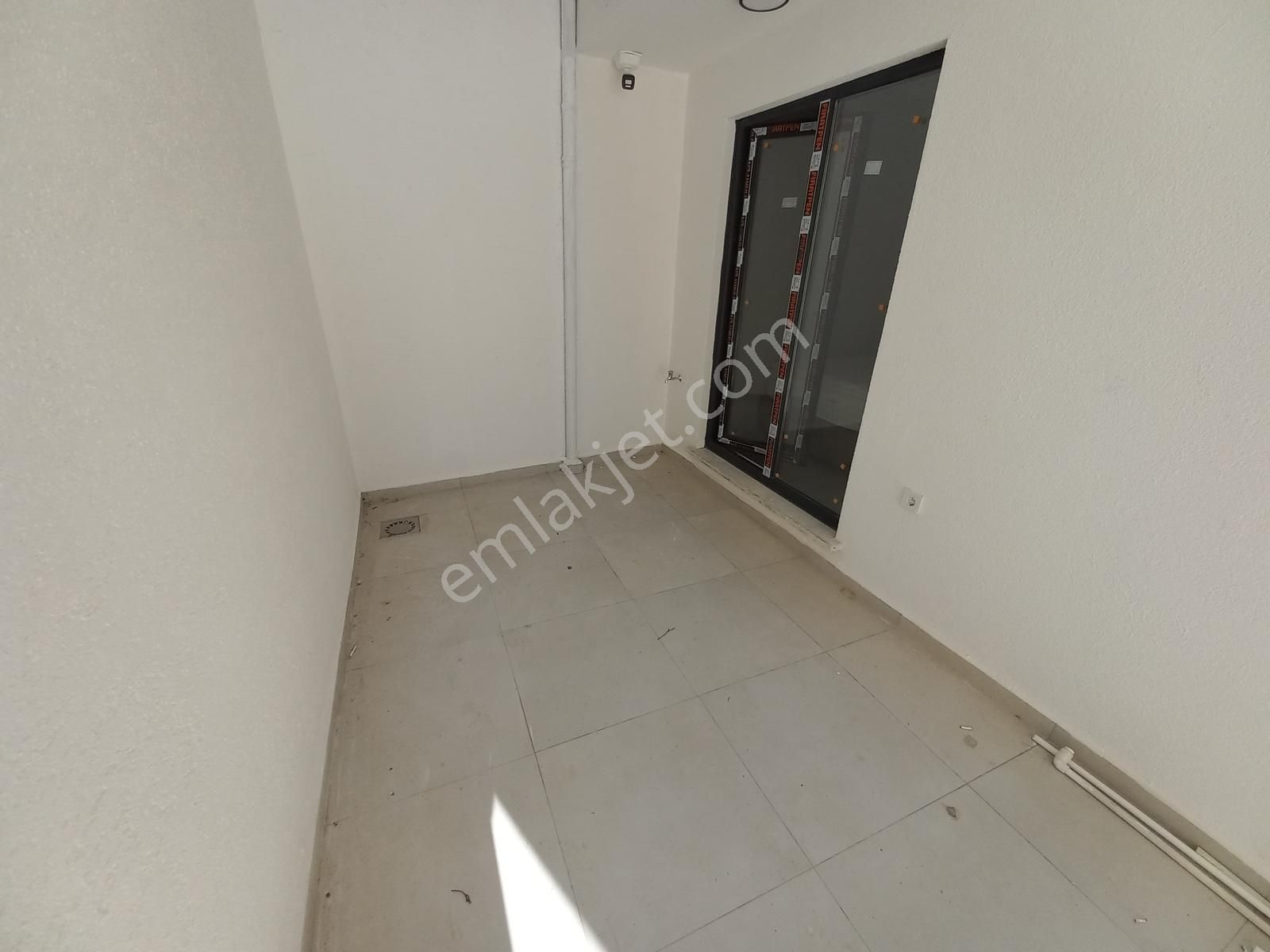 Epa Lion Dan Merkezi Konumda Yeni Bina Da Full Eşyalı - Görsel 24