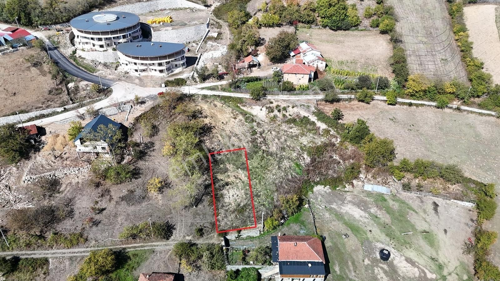 İznik Hacıosman Köyü Merkezde 330 M2 İmarlı Arsa - Görsel 26