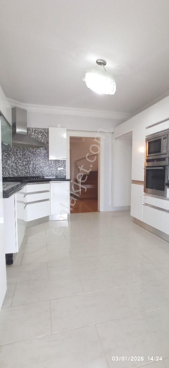 Güzelbahçe Yelki De Kolejlere Yakın 3+1 Villa Kiralık. - Görsel 7