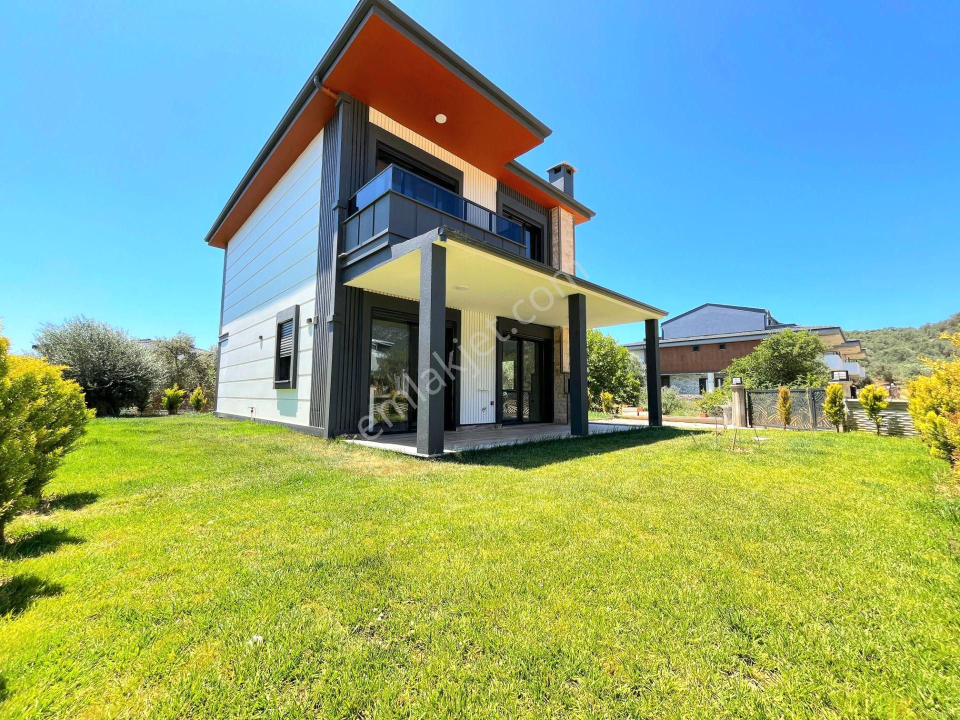 ▶ ▶ Akçay Körfez'den Güre'de Geniş Bahçeli Harika Tasarımlı Sıfır Satılık 4+1 Villa - Görsel 3