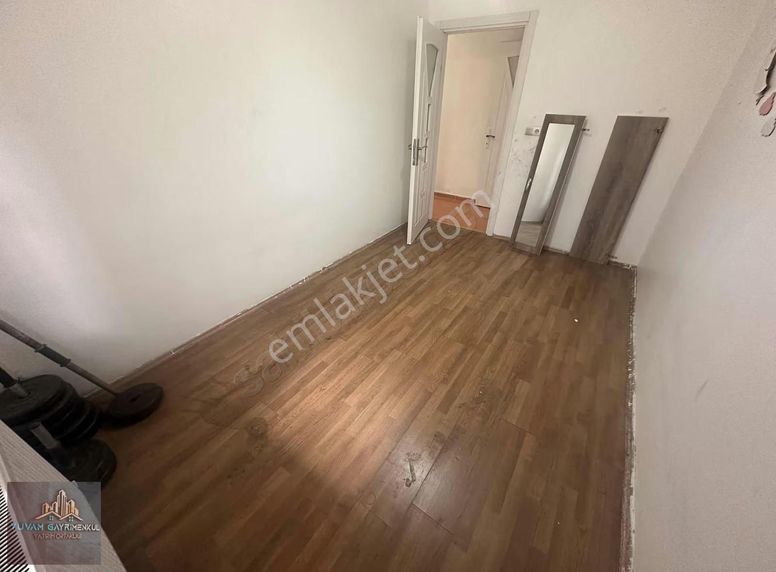 Bahçelievler'de 2+1 Kredili 15 Yıllık Bahçe Katı Satılık Daire - Görsel 5