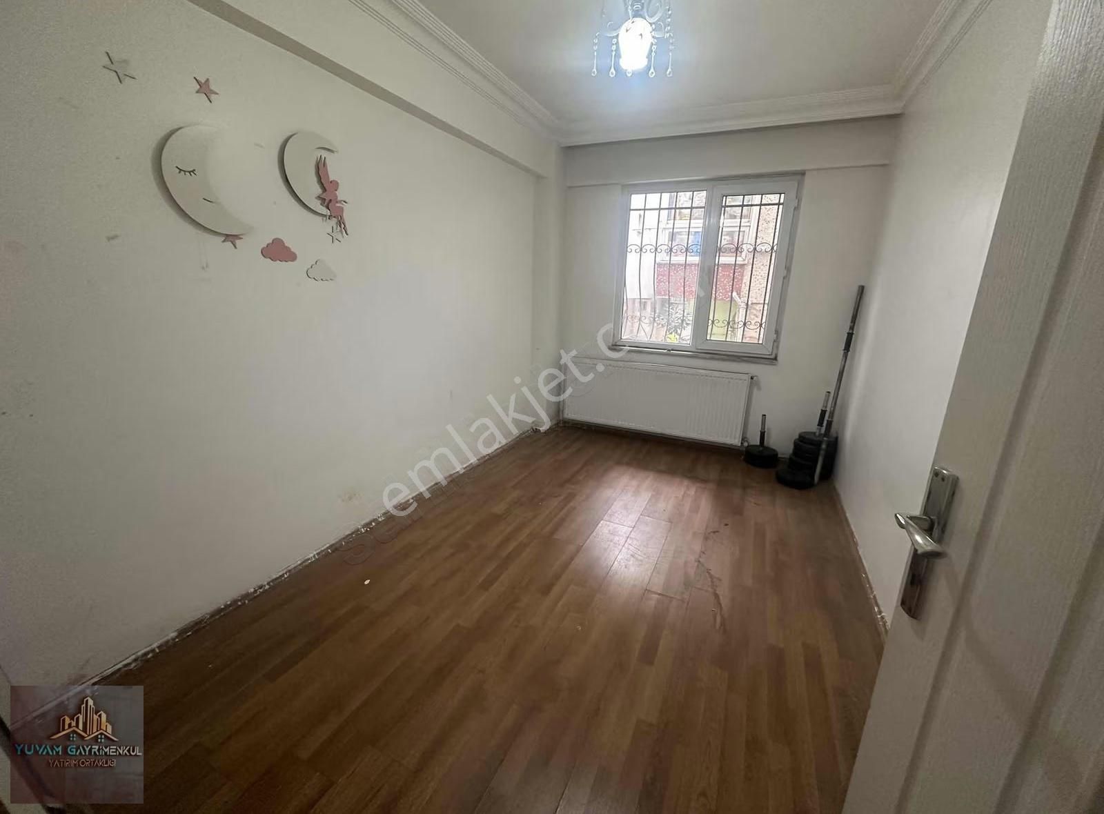 Bahçelievler'de 2+1 Kredili 15 Yıllık Bahçe Katı Satılık Daire - Görsel 2