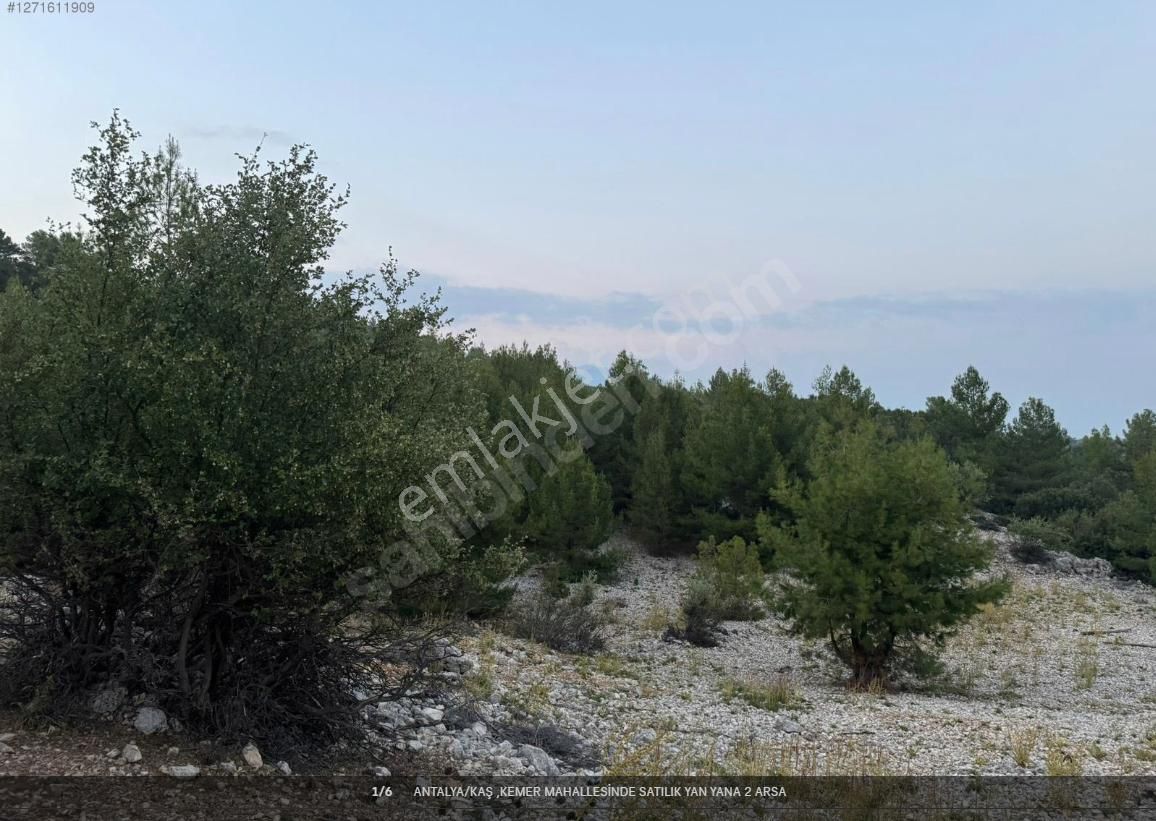 Antalya/kaş ,kemer Mahallesinde Satılık Yan Yana 2 Arsa