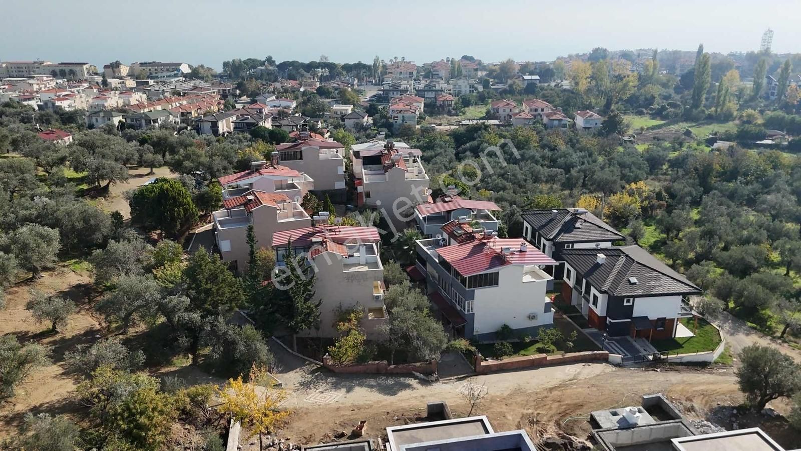 Balnovadan Edremit Altınoluk Narlı Da Satılık Villa - Görsel 20