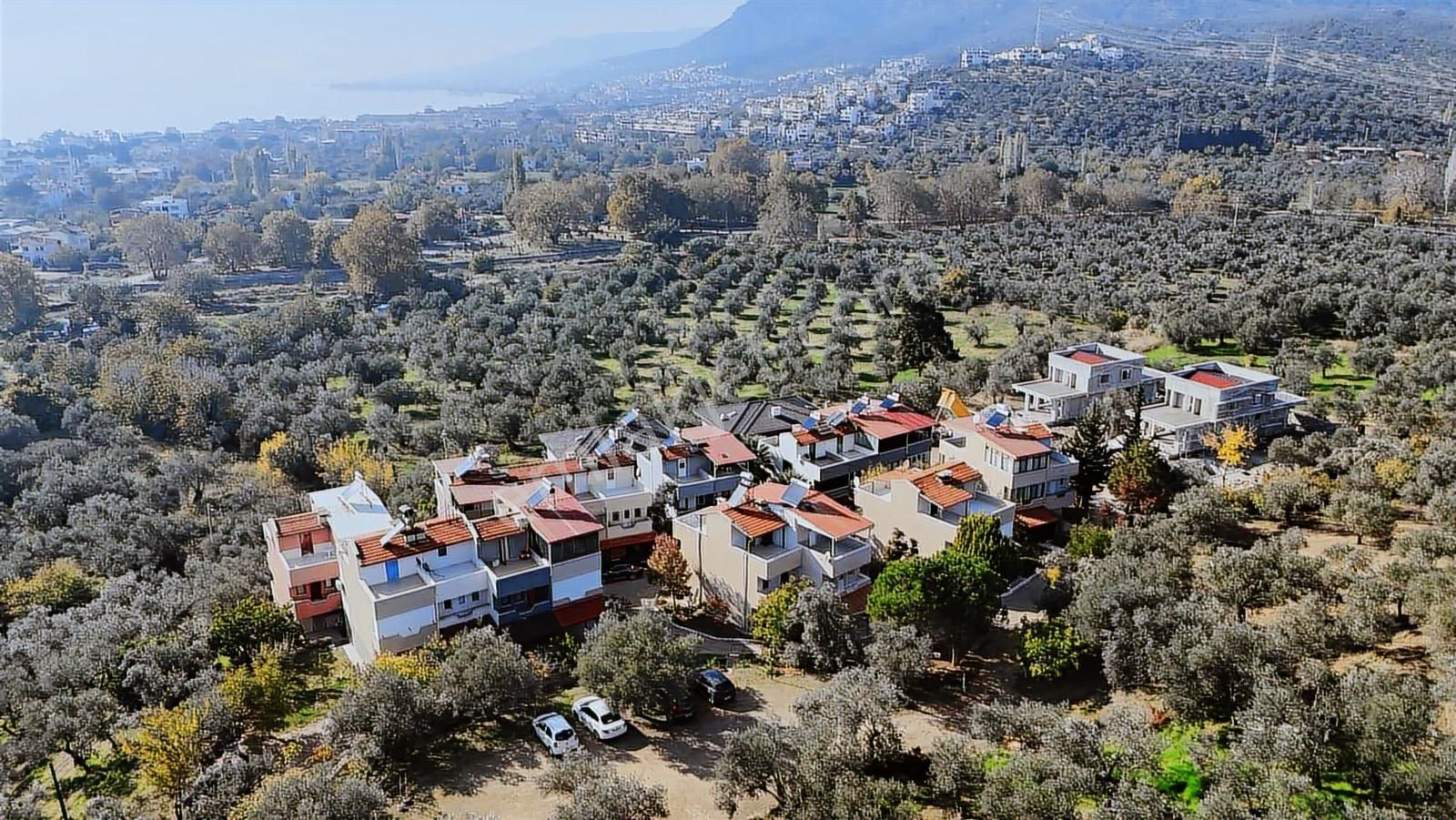Balnovadan Edremit Altınoluk Narlı Da Satılık Villa - Görsel 35