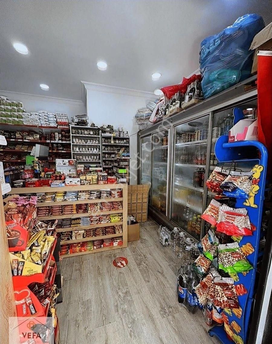 Cadde Üstü İşlek Konumda Devren Kiralık Market - Görsel 2