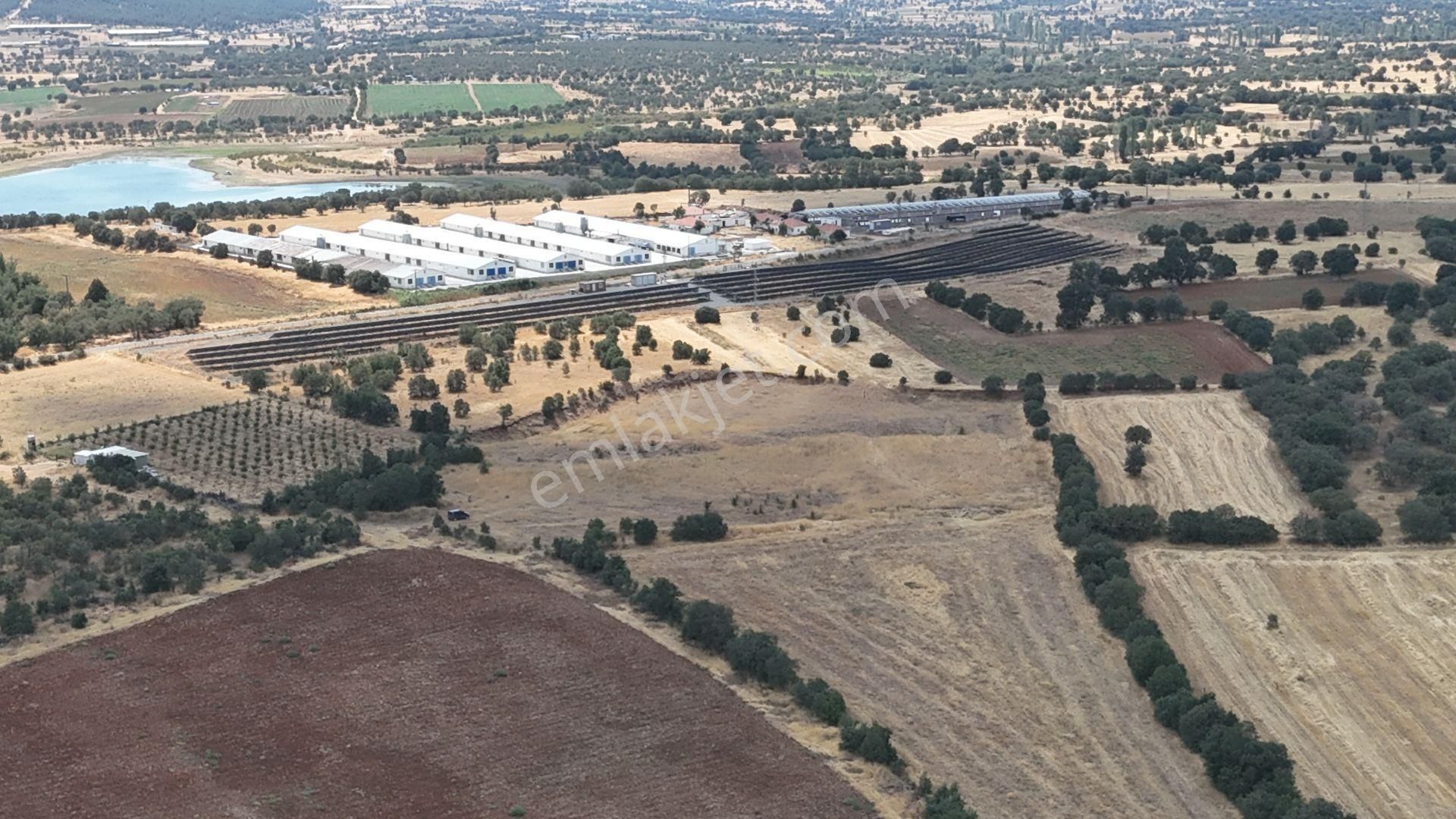 Uşak / Eşme / Kıranköy Mahallesinde 2.200 M² Müstakil Tapulu Tarla - Görsel 4