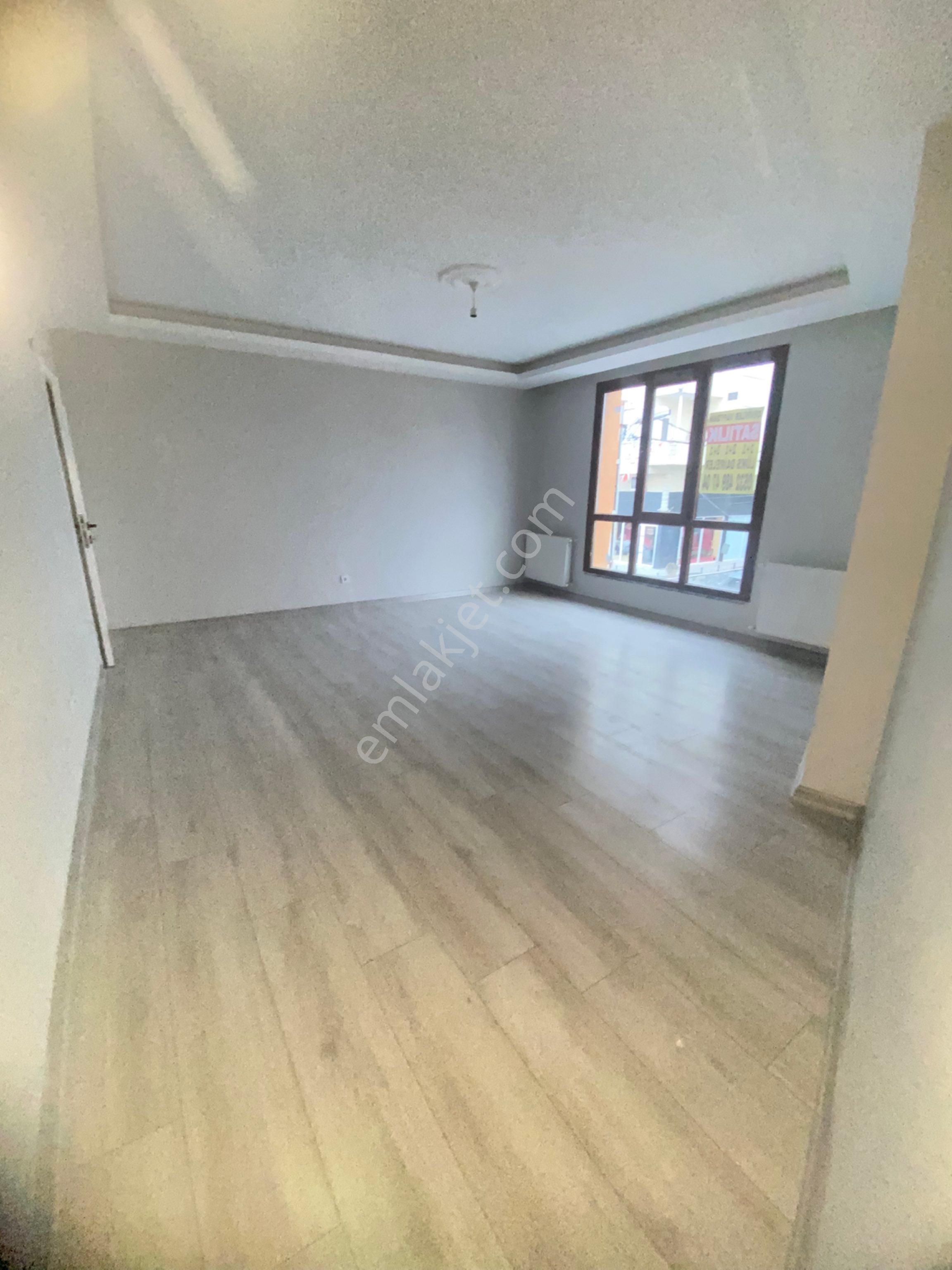 Osmangazi Mahallesinde Mükemmel Konumda Ara Kat 2+1 Sıfır Satılık Fırsat Daire