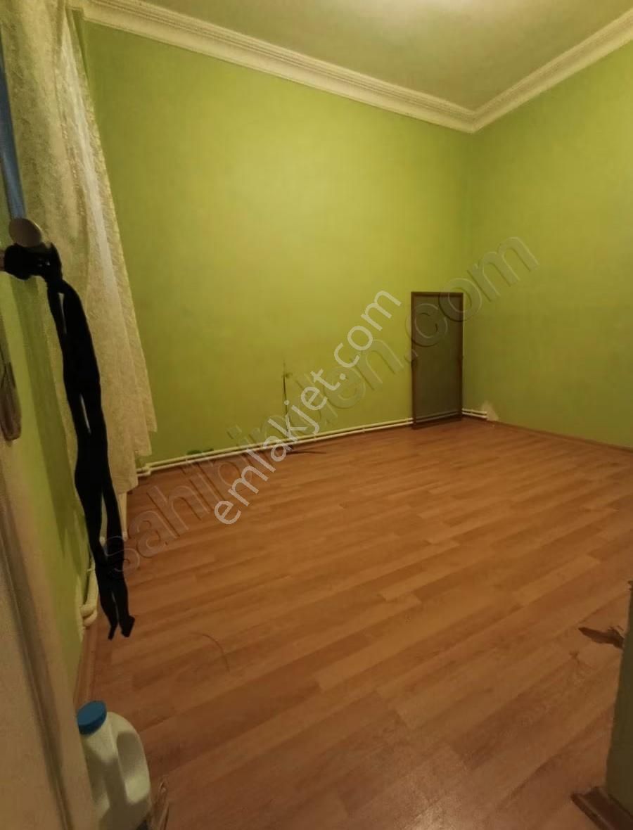 Tam Çarşı Merkezde 3+1 Doğalgazlı Kiralık Daire - Görsel 13
