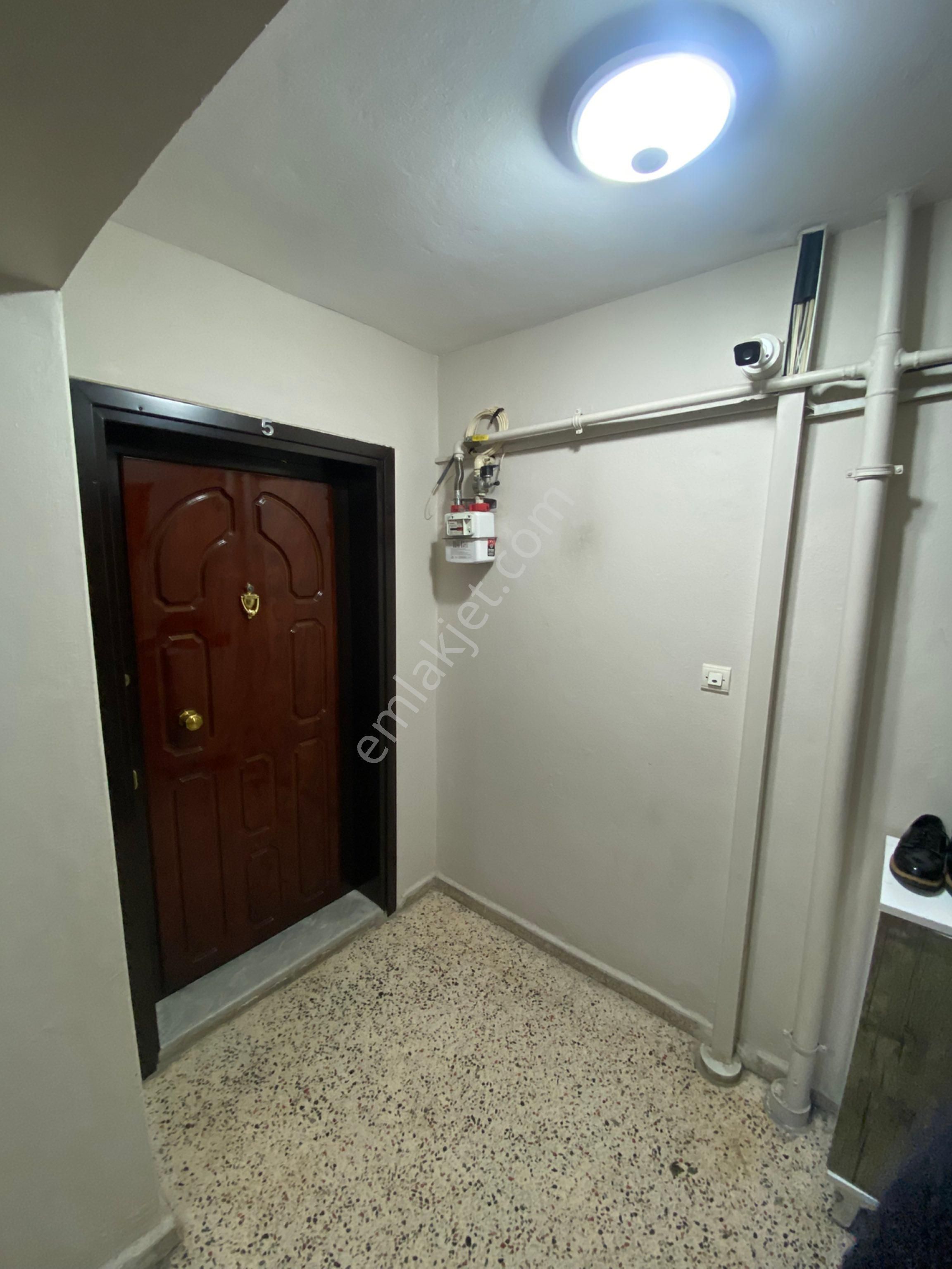 Yeşilyurt Cadde Üzeri Otoparklı Asansörlü 160m² 3+1 Genç Bina - Görsel 32