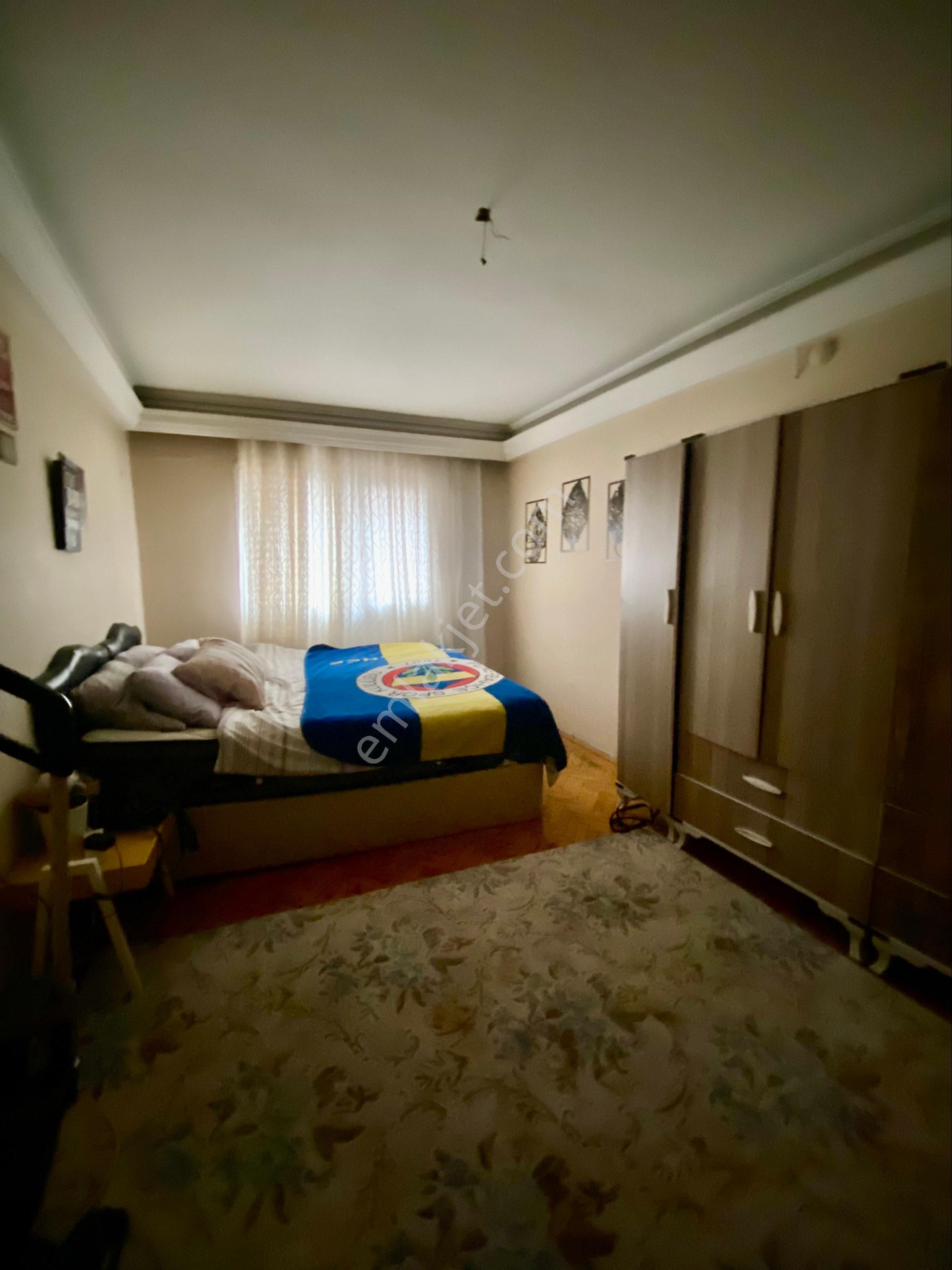 Yeşilyurt Cadde Üzeri Otoparklı Asansörlü 160m² 3+1 Genç Bina - Görsel 12