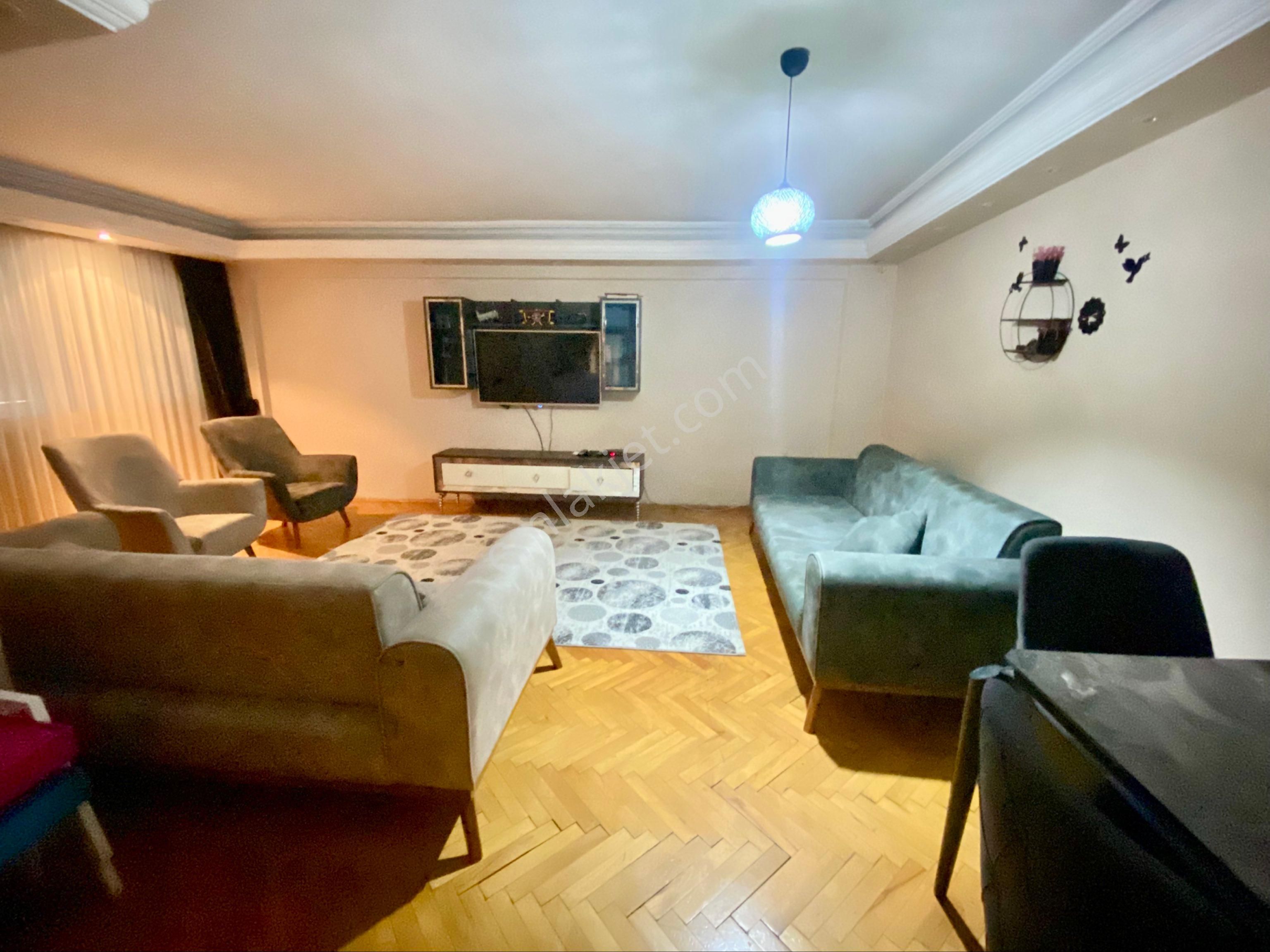 Yeşilyurt Cadde Üzeri Otoparklı Asansörlü 160m² 3+1 Genç Bina - Görsel 6