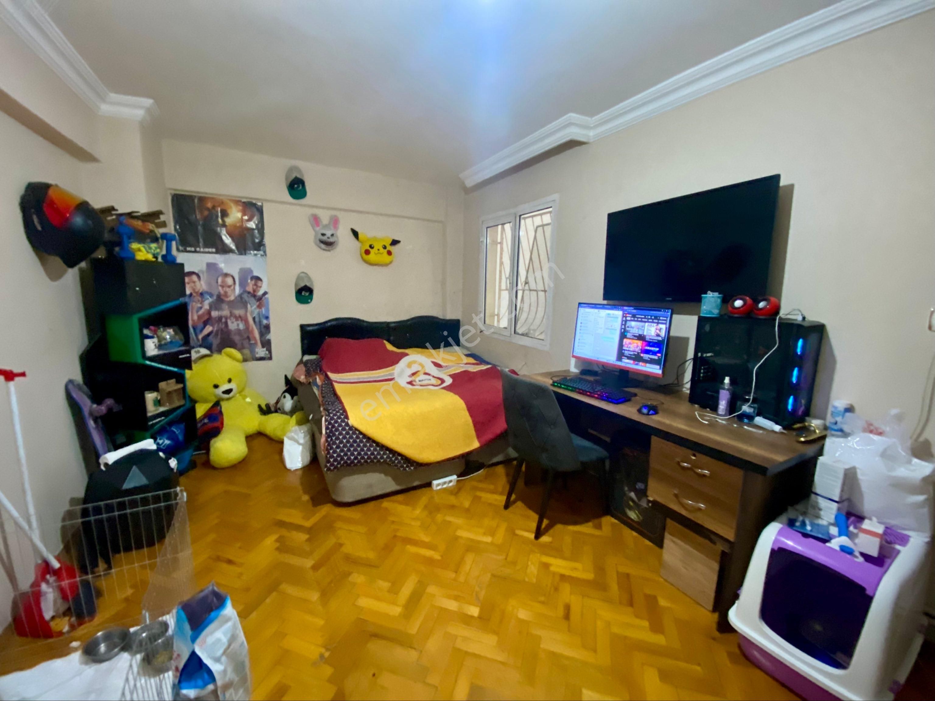 Yeşilyurt Cadde Üzeri Otoparklı Asansörlü 160m² 3+1 Genç Bina - Görsel 28