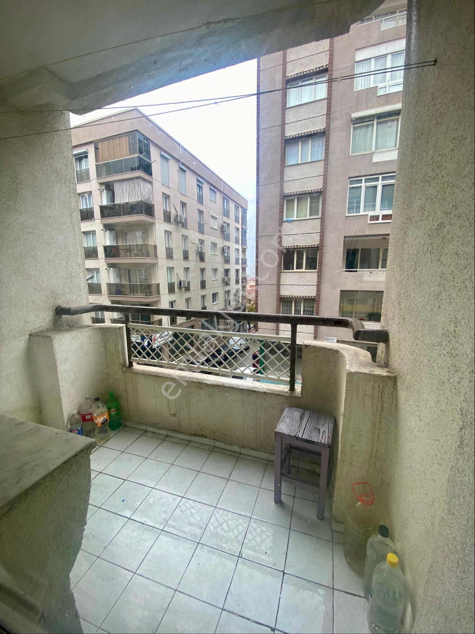 Yeşilyurt Cadde Üzeri Otoparklı Asansörlü 160m² 3+1 Genç Bina - Görsel 18