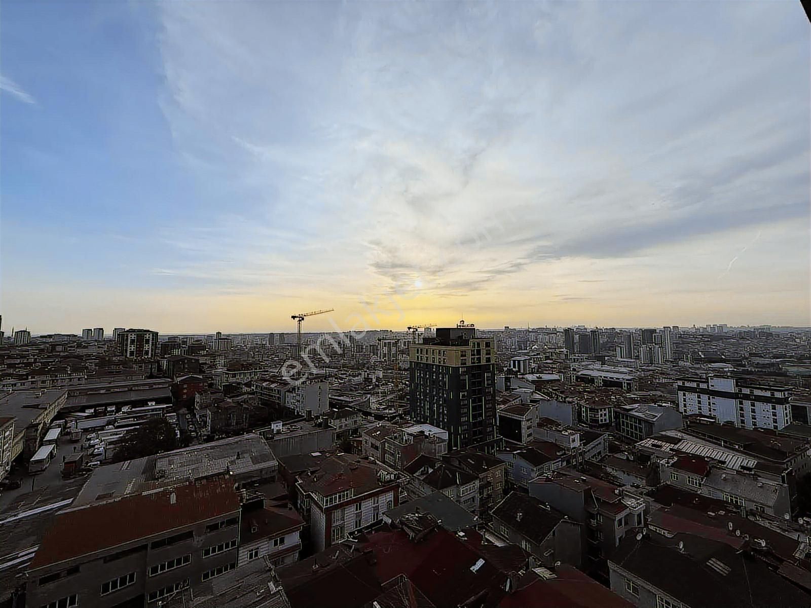 Mahmutbey - Güneşli / 3+1 135 M² Lüks Geniş / Revan Park Sitesi - Görsel 5