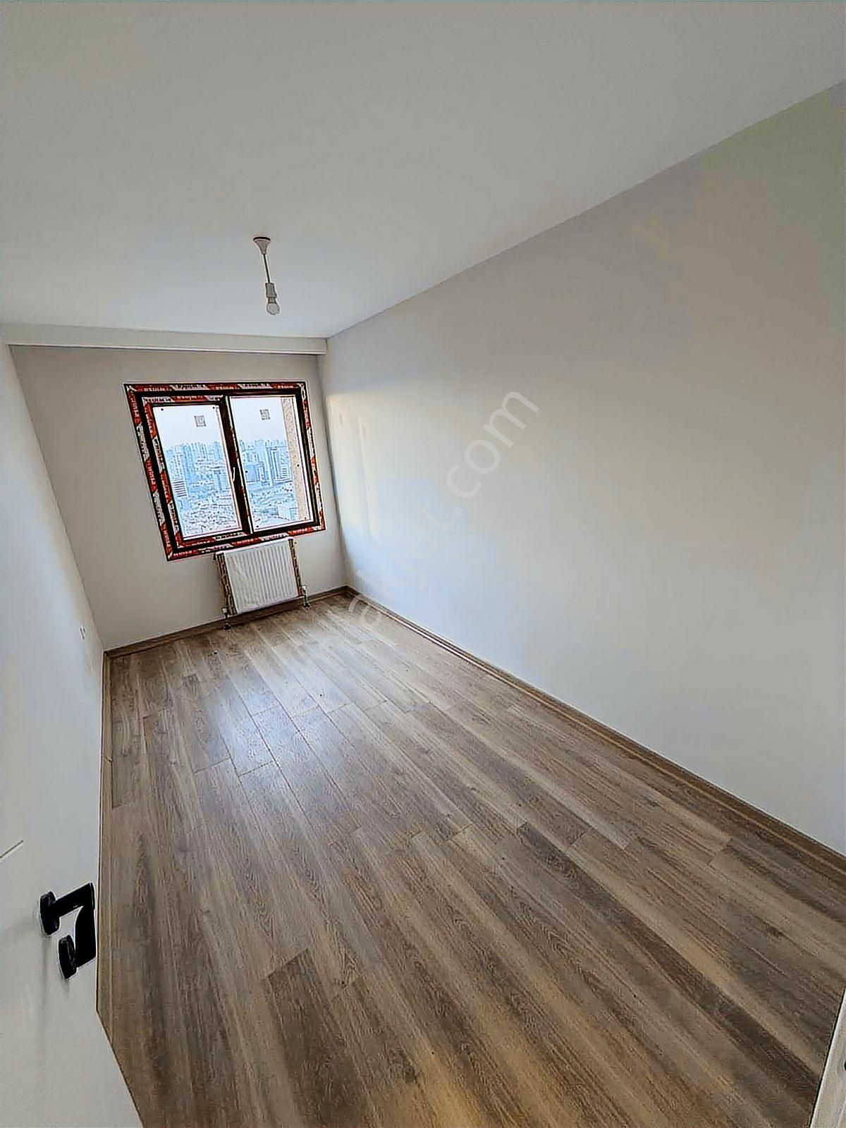Mahmutbey - Güneşli / 3+1 135 M² Lüks Geniş / Revan Park Sitesi - Görsel 32