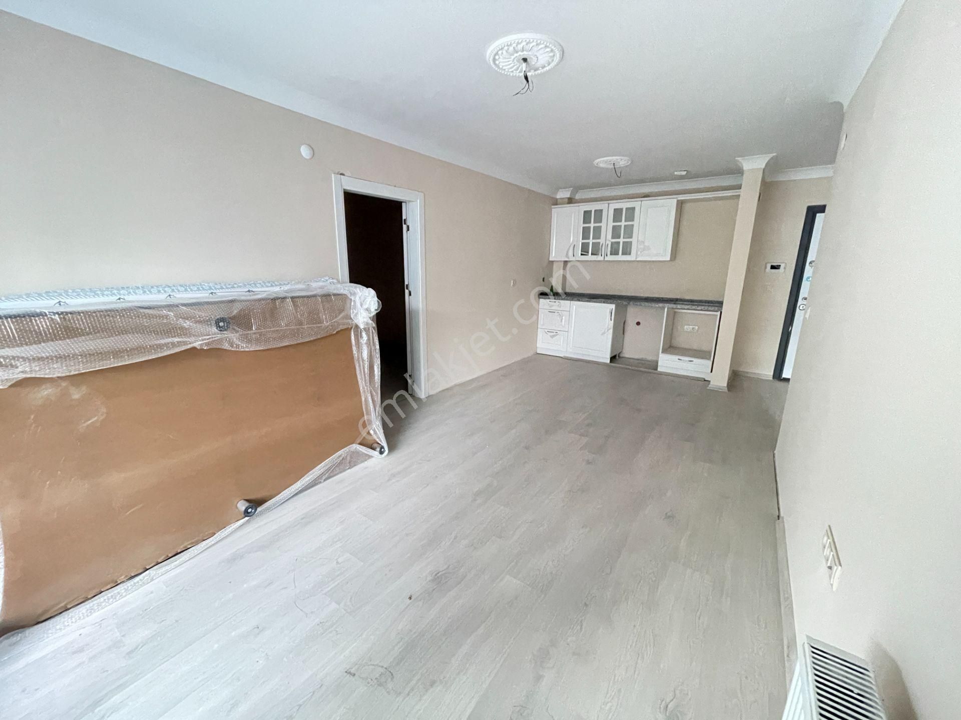 Çukurçayır'da Site İçerisinde 2+1 Kiralık Daire - Görsel 10