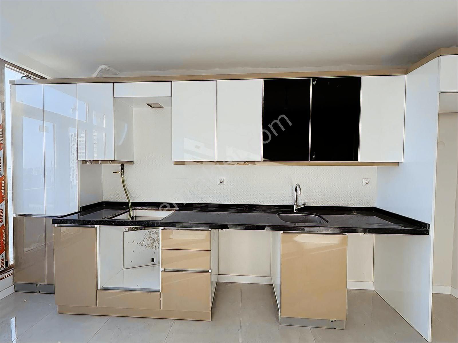 Mahmutbey - Güneşli / 3+2 187 M² Geniş Teras Dublex / Revan Park - Görsel 8