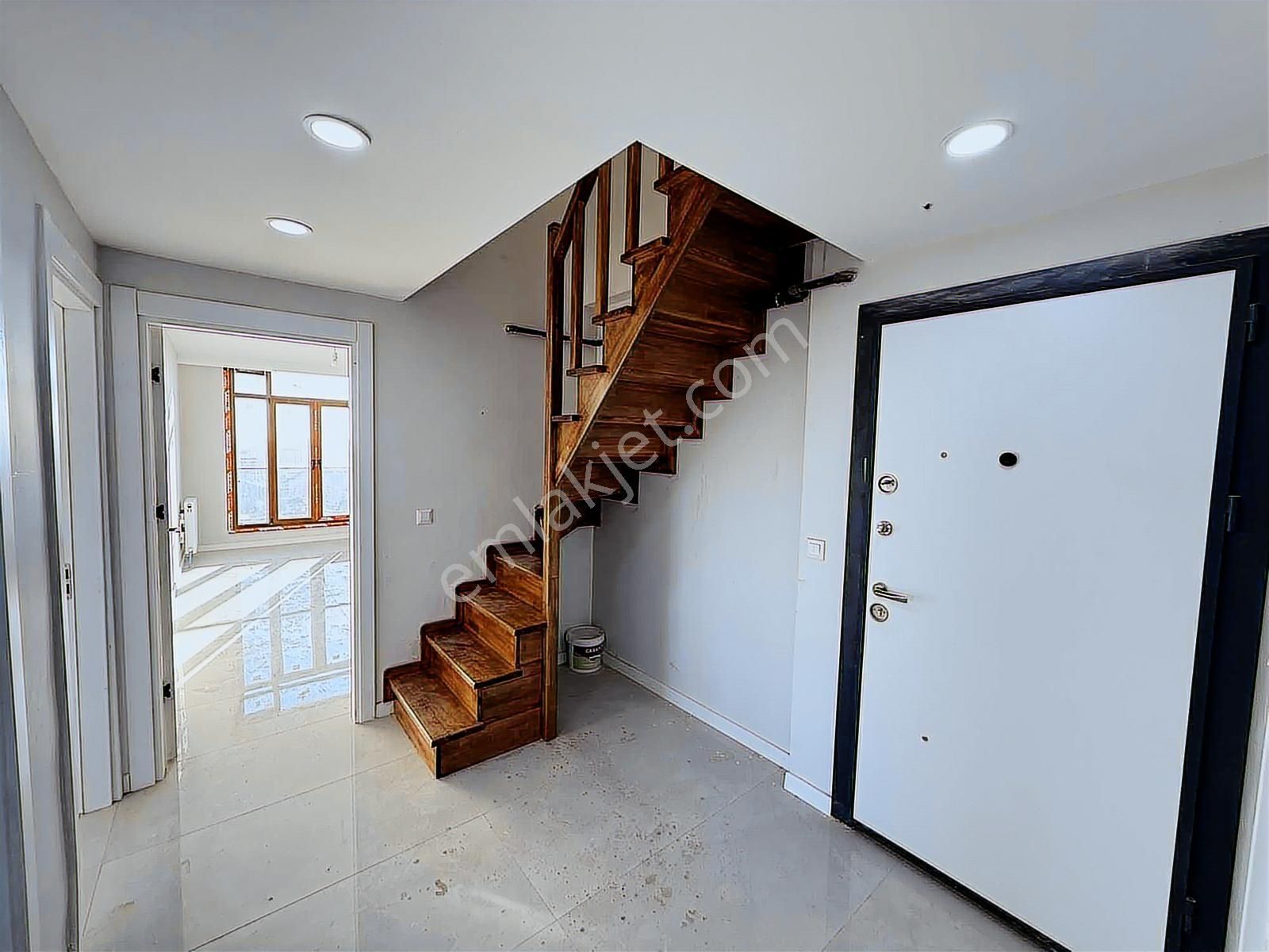 Mahmutbey - Güneşli / 3+2 187 M² Geniş Teras Dublex / Revan Park - Görsel 22