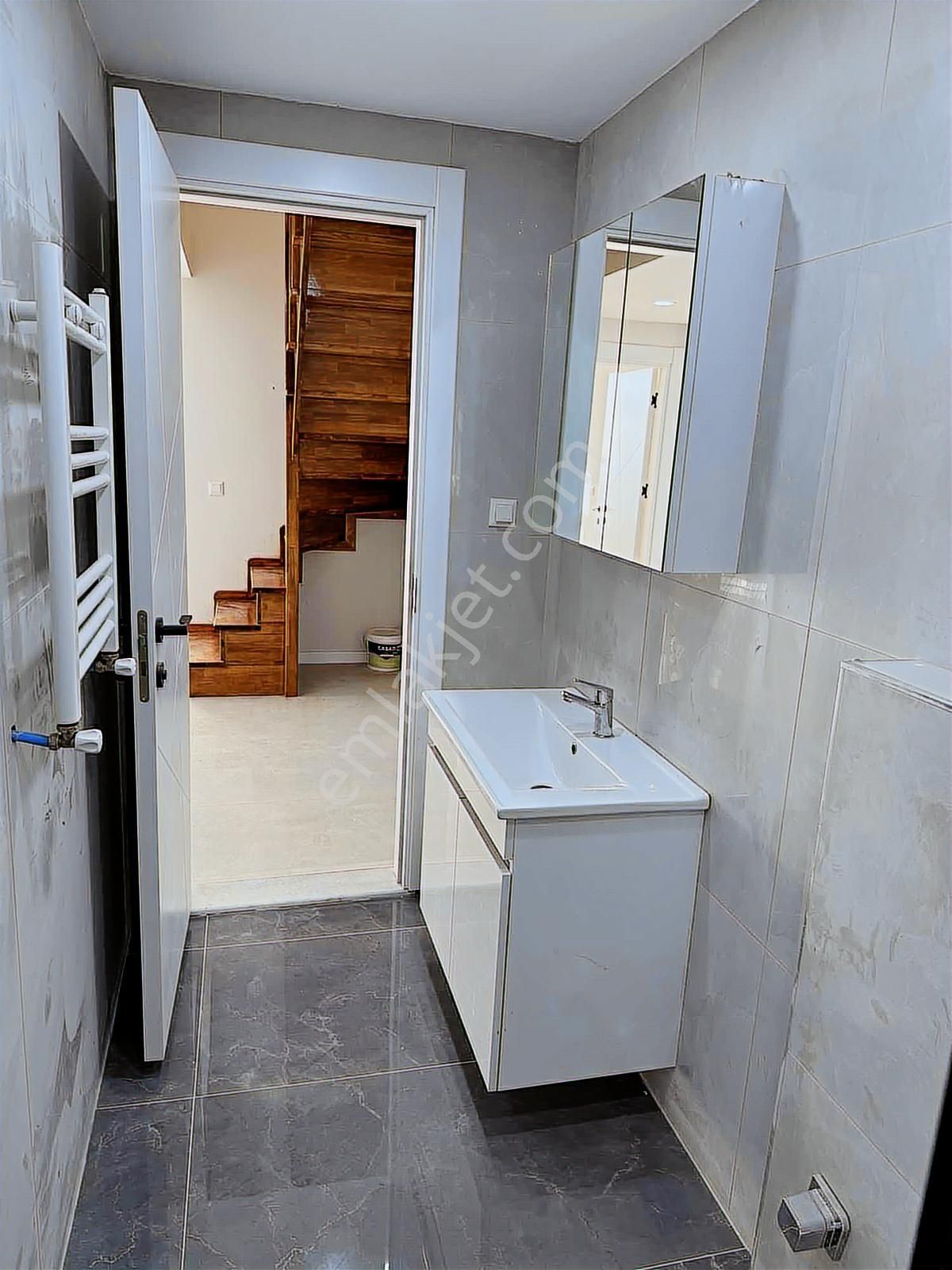 Mahmutbey - Güneşli / 3+2 187 M² Geniş Teras Dublex / Revan Park - Görsel 29