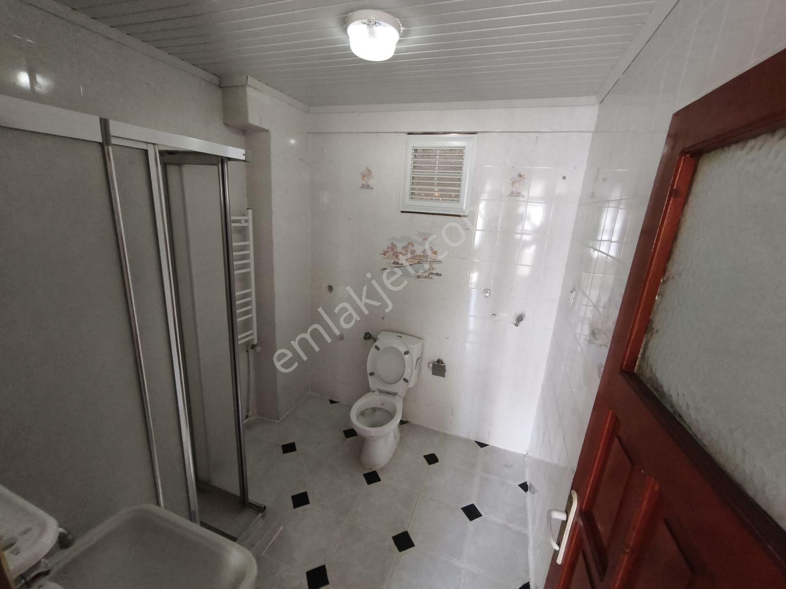 Menemen Kasımpaşa Mahalllesinde Temiz 3+1 - Görsel 9