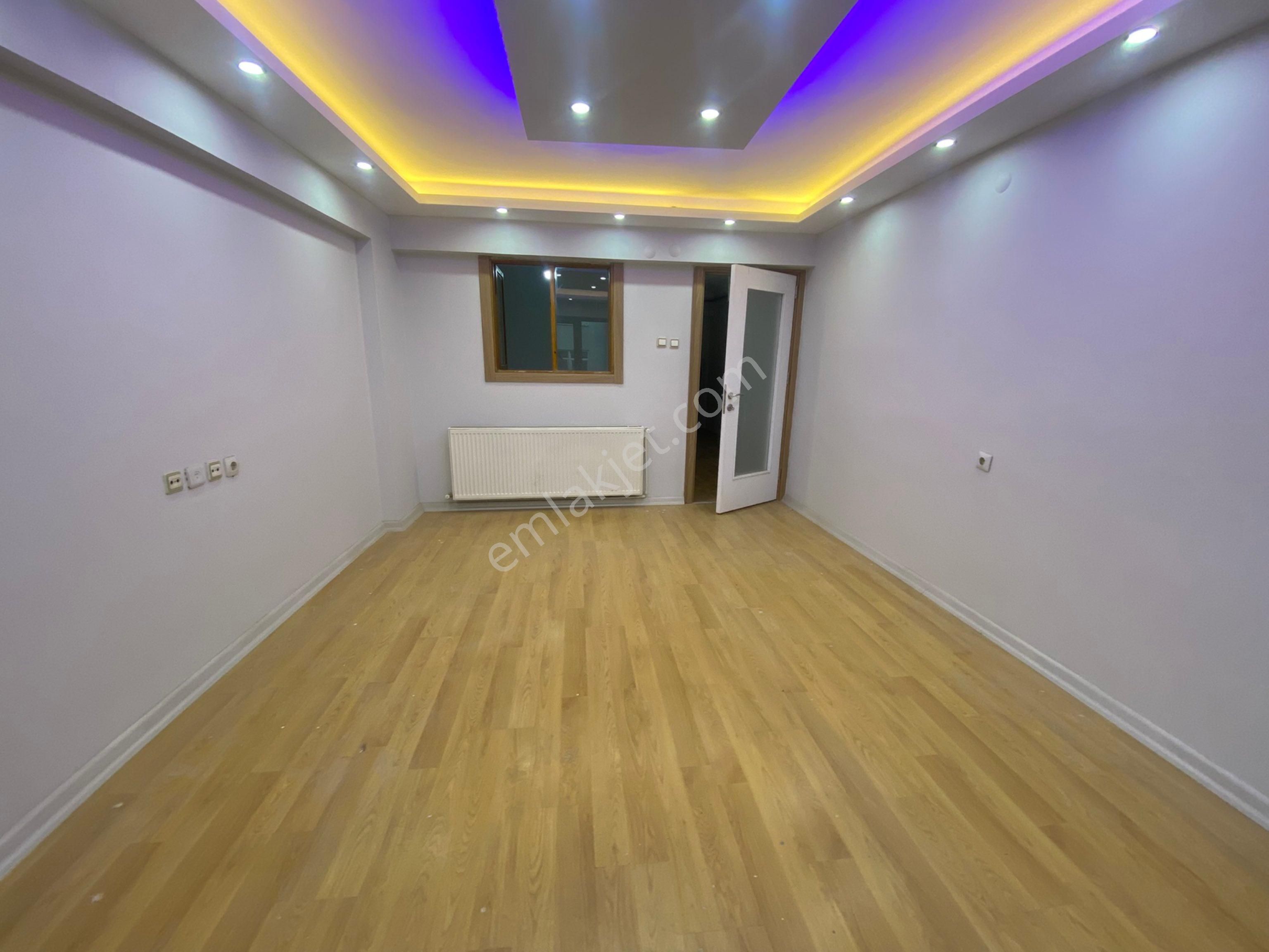 Yeşilyurt Yıldız Cd. Genç Bina'da Asansörlü Tadilatlı 2+1 - Görsel 4