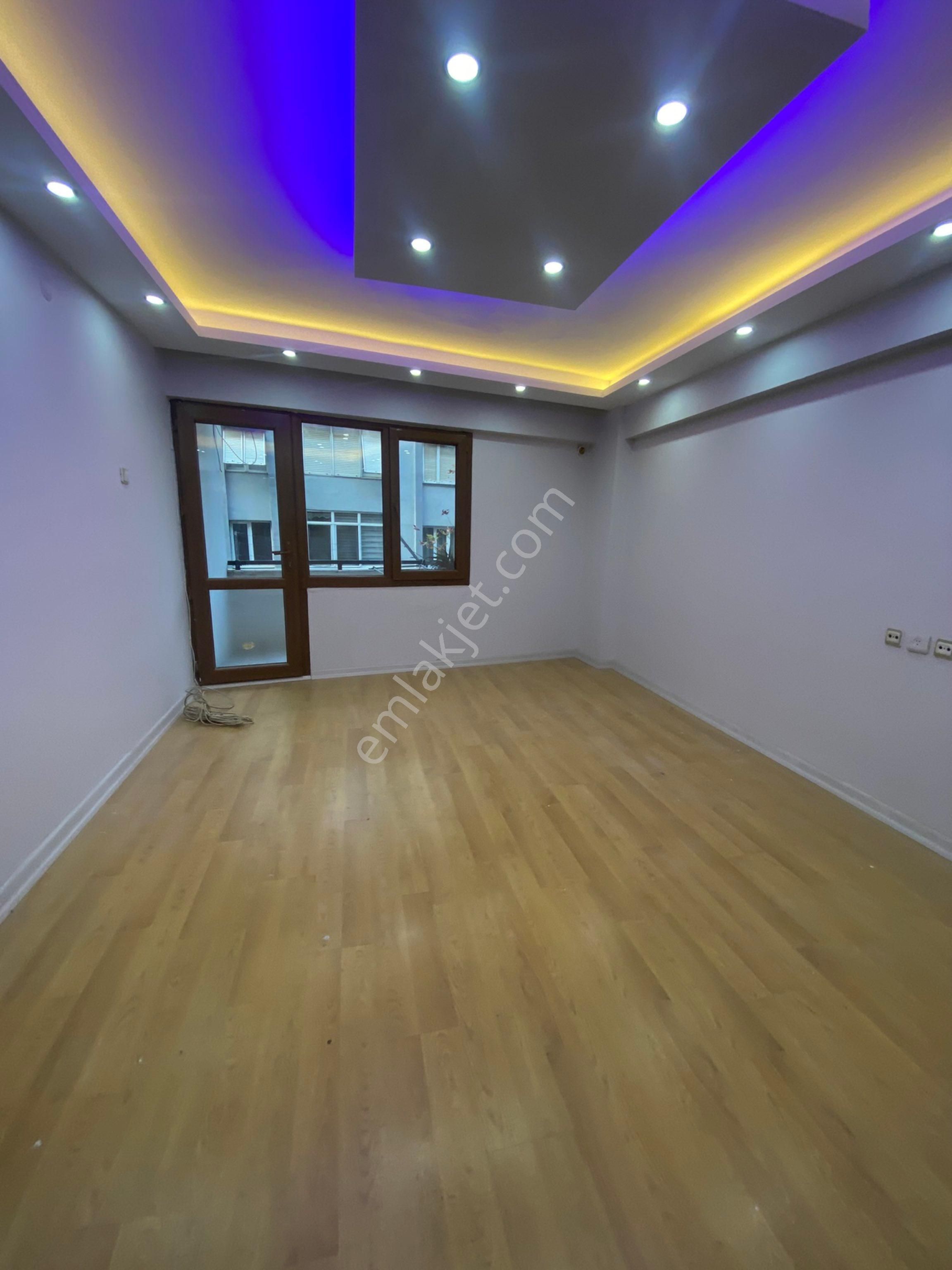 Yeşilyurt Yıldız Cd. Genç Bina'da Asansörlü Tadilatlı 2+1 - Görsel 6