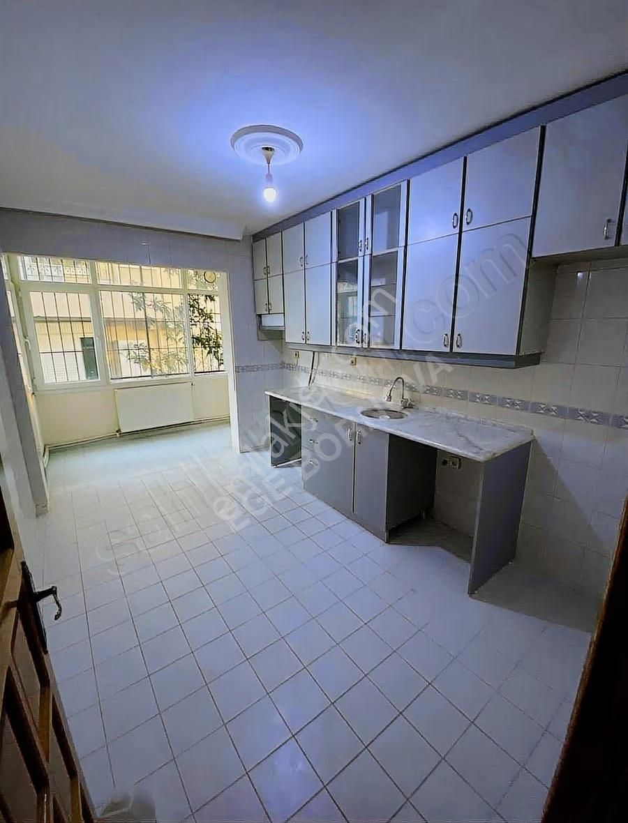 Atatürk Mah'de Bakımlı, Doğalgazlı 2+1 Kiralık Daire - Görsel 25
