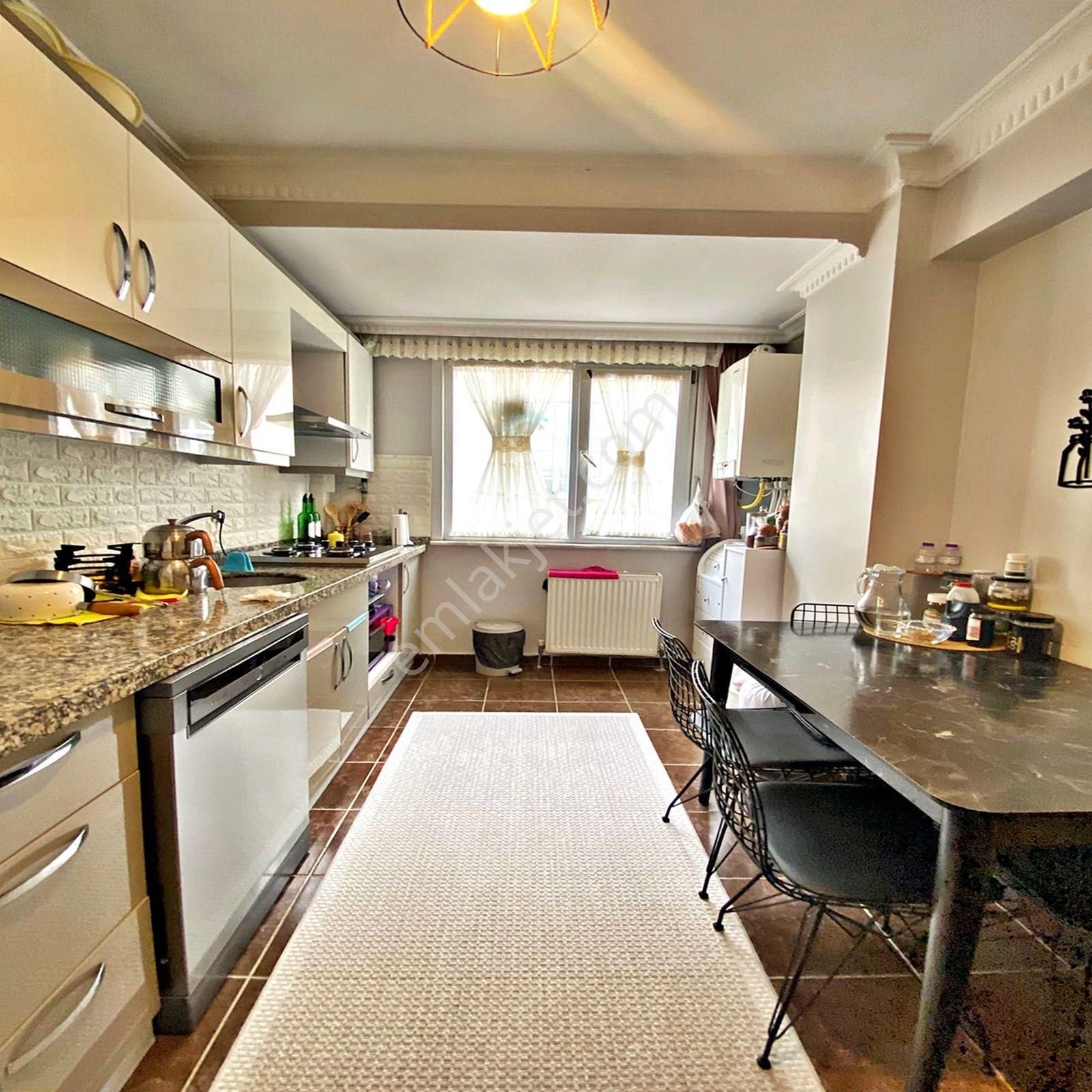 Sultaniye Mh Balkonlu Krediye Uygun 2+1 Satılık Ara Kat Daire - Görsel 24