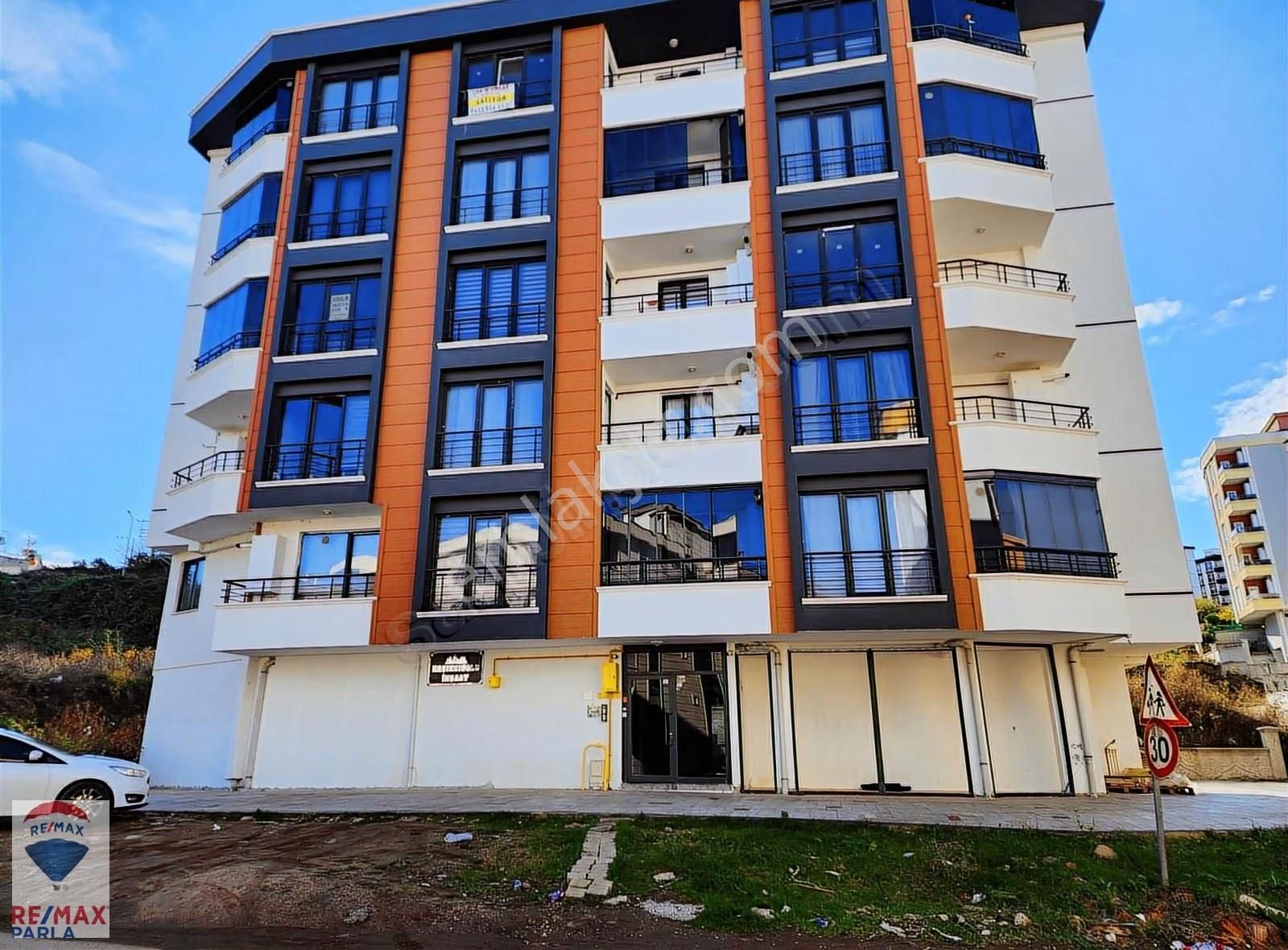 Önü Kapanmaz Deniz Manzaralı | Eşyalı | Sıfır 1+1