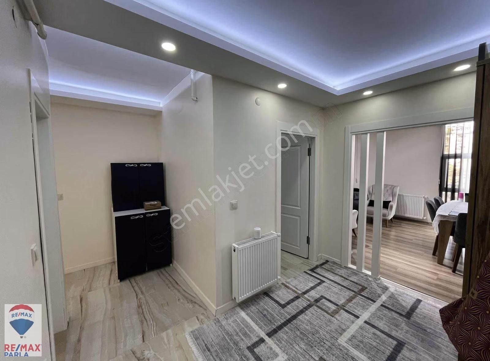 Körfez Mahallesi | Salon Mutfak Ayrı 2+1 | Ara Kat | Nova Körfez - Görsel 4