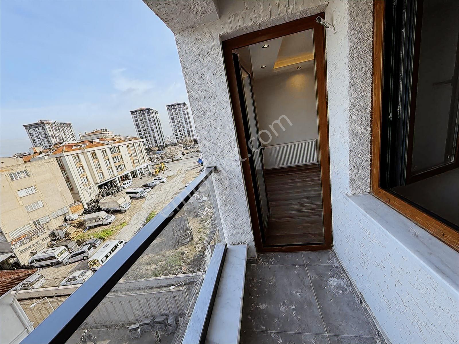 Mahmutbey - Güneşli / Sıfır 2+1 70 M² Açık Mutfak / Revan Park - Görsel 21