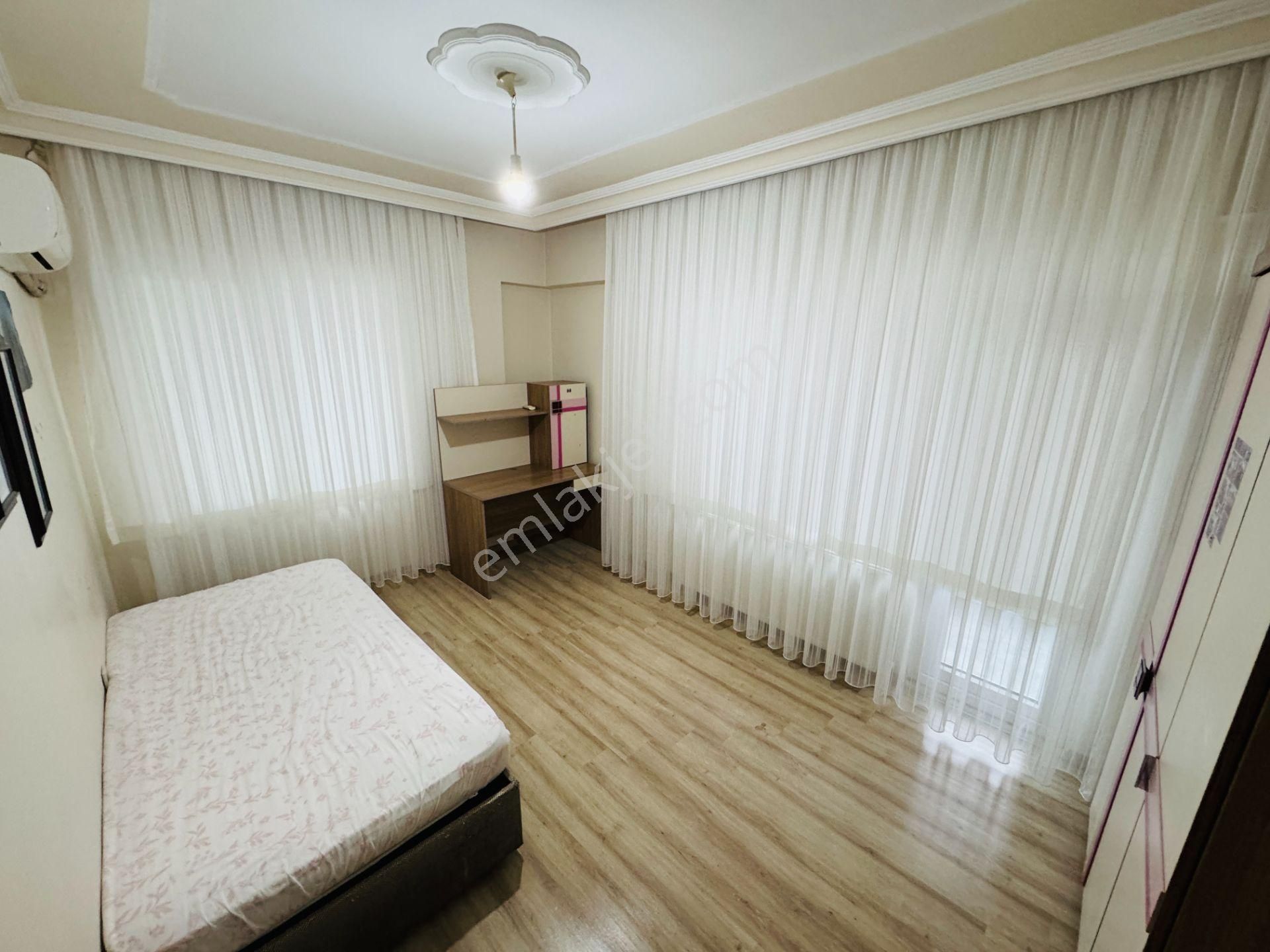 Kızıltoprak 'ta İçi Yapılı Doğalgazlı Geniş Ferah 3+1 - Görsel 7