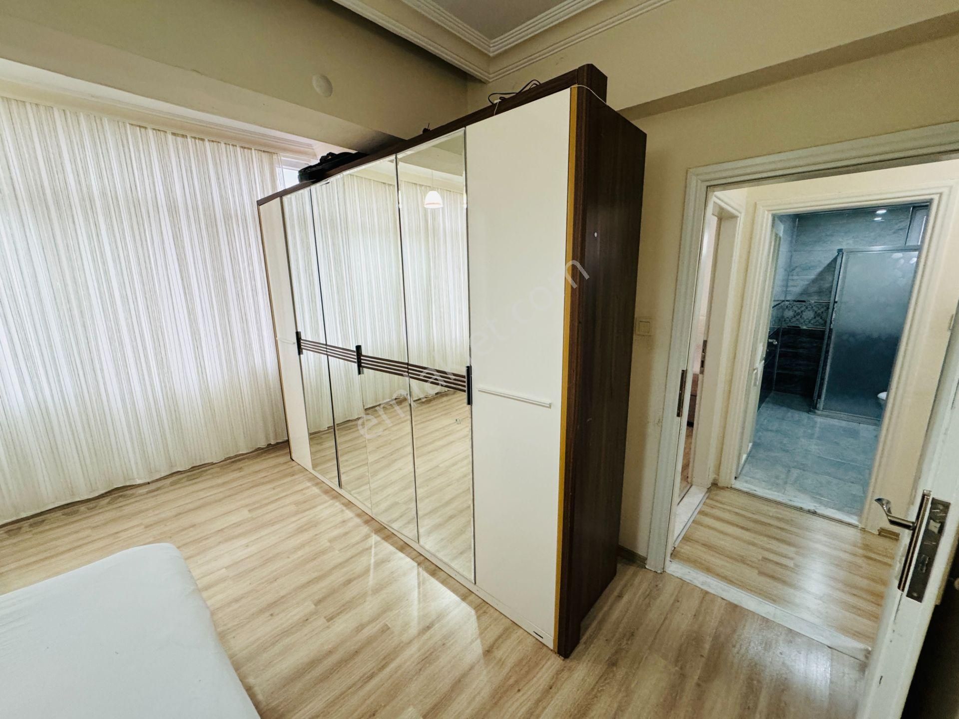 Kızıltoprak 'ta İçi Yapılı Doğalgazlı Geniş Ferah 3+1 - Görsel 23