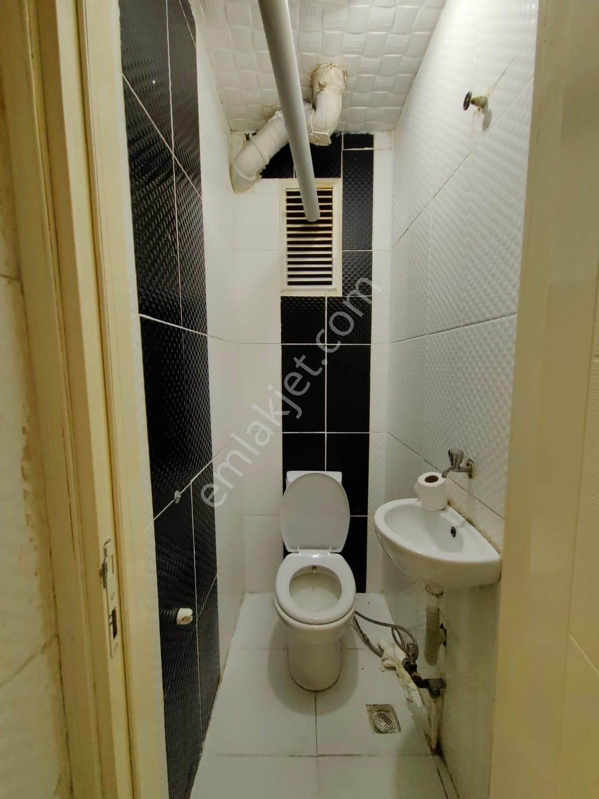 Bahçelievler Çobançeşme Cadde Üzerinde Kiralık 2+1 Ofis - Görsel 20